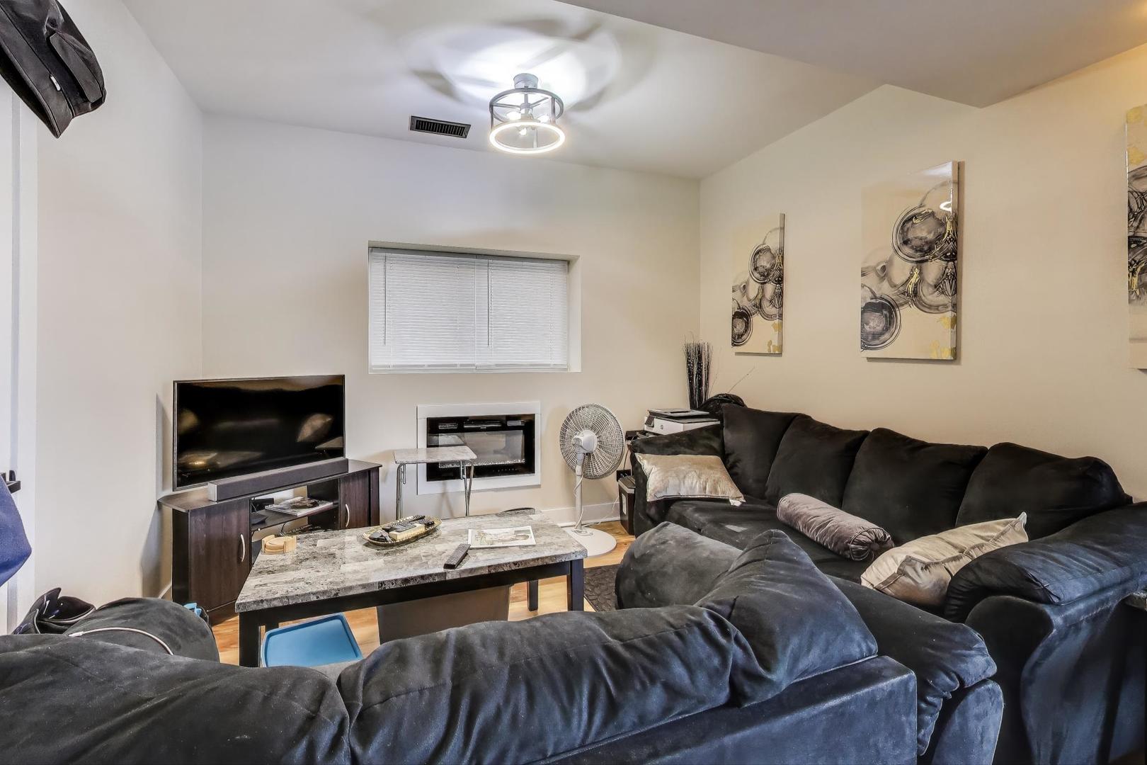 1337 S Austin Boulevard