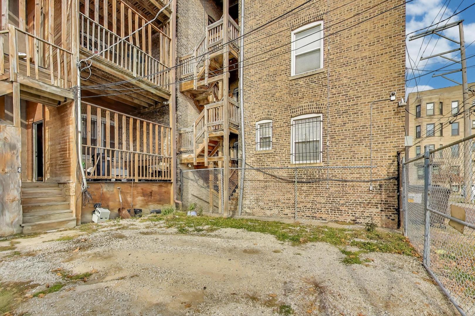 4507 S Michigan Avenue