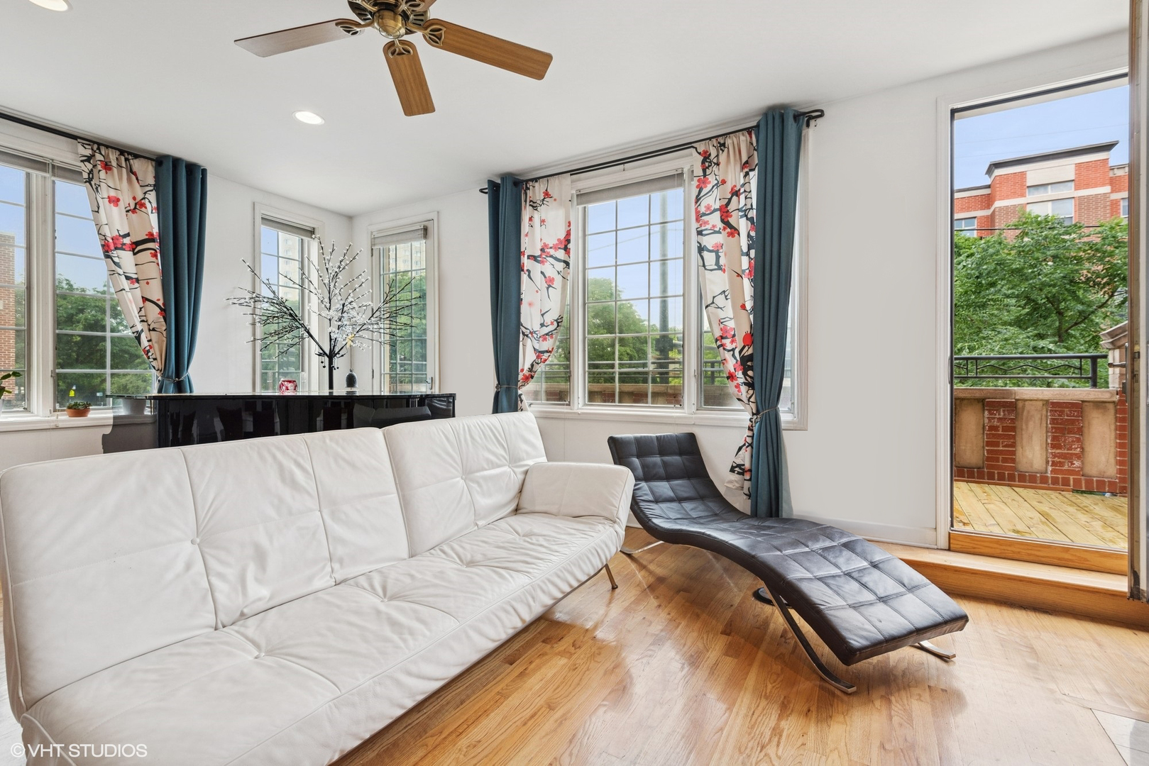 1935 S State Street Unit: 2