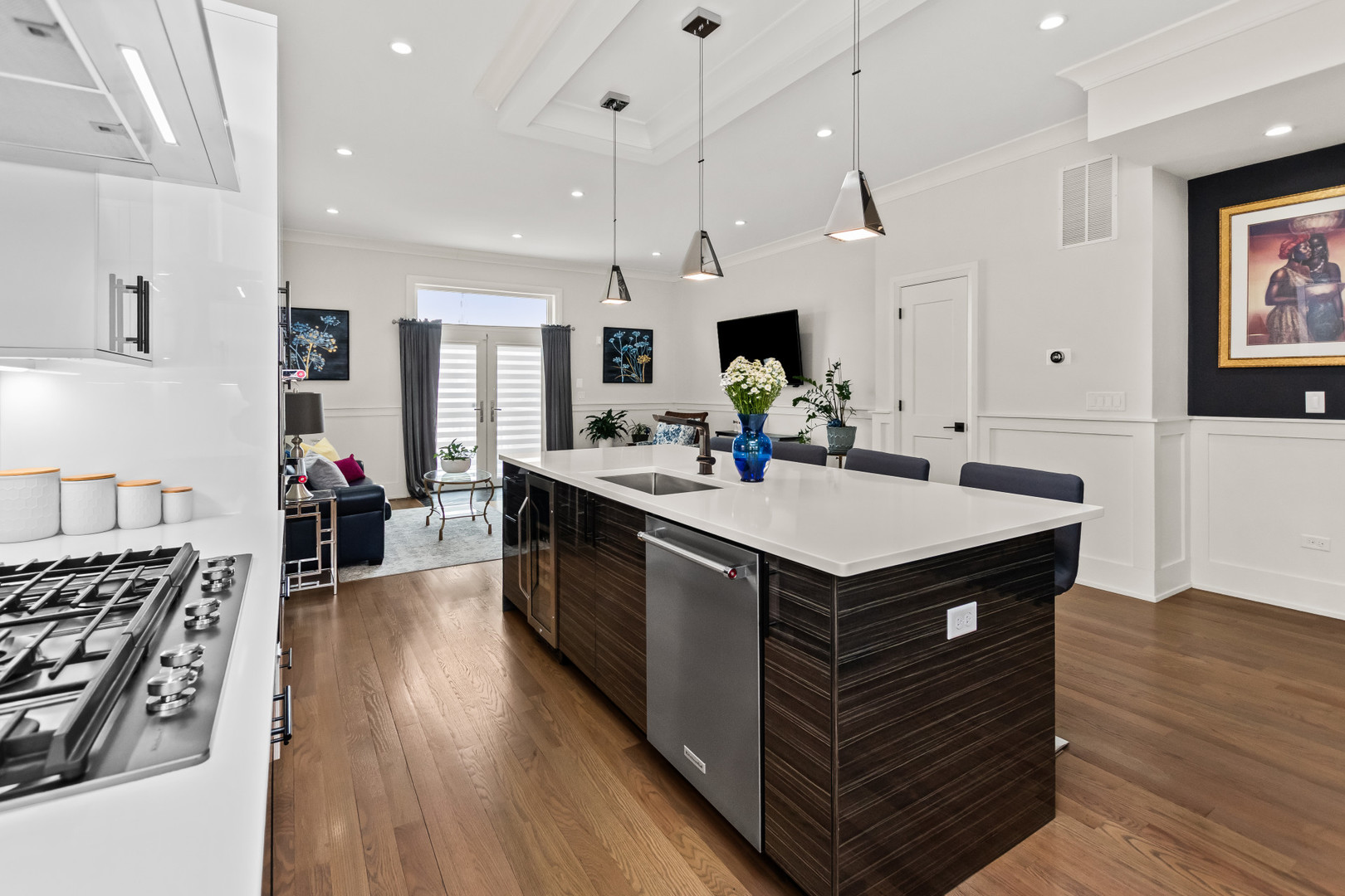 700 E 46th Street