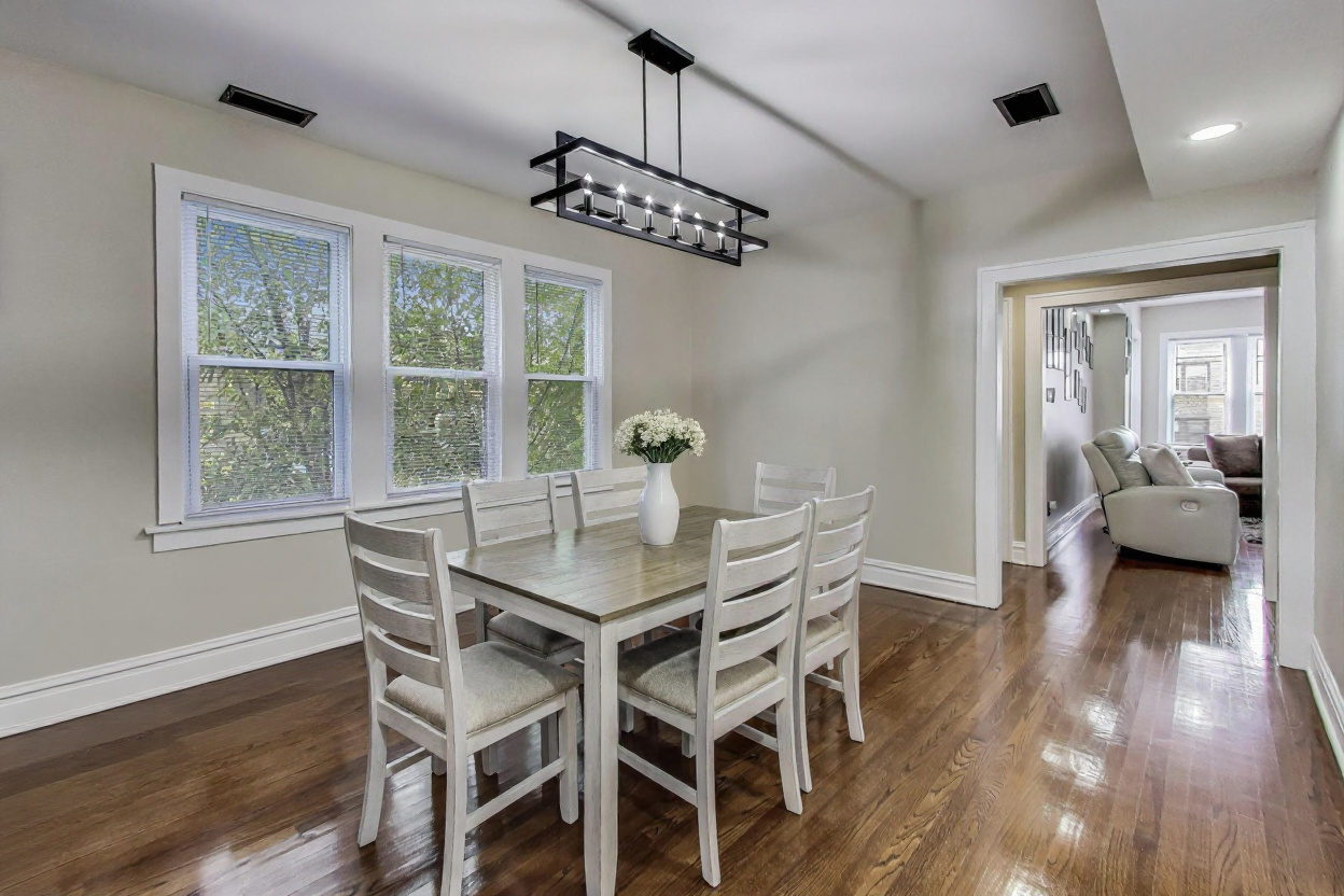1337 S Austin Boulevard Unit: 2
