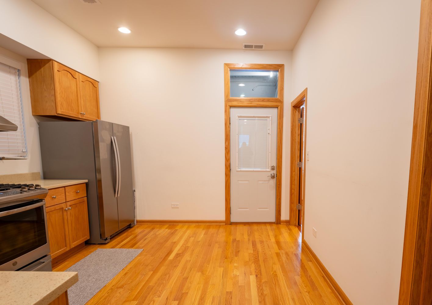 3324 N Hoyne Avenue Unit: 1