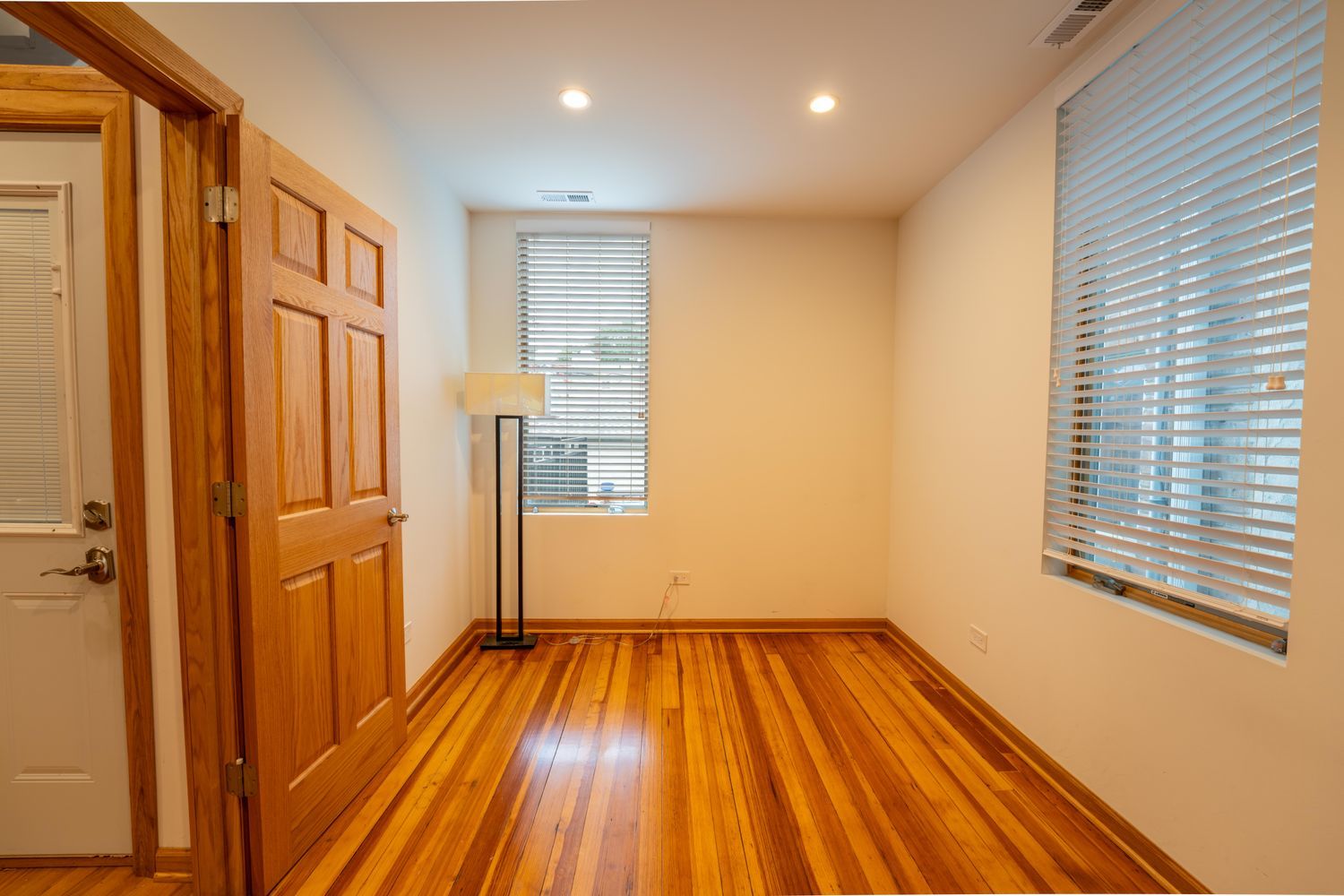 3324 N Hoyne Avenue Unit: 1