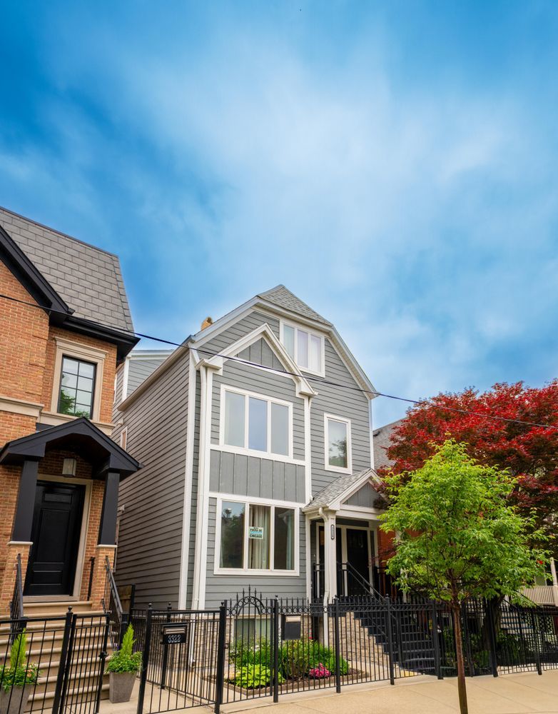 3324 N Hoyne Avenue Unit: 1