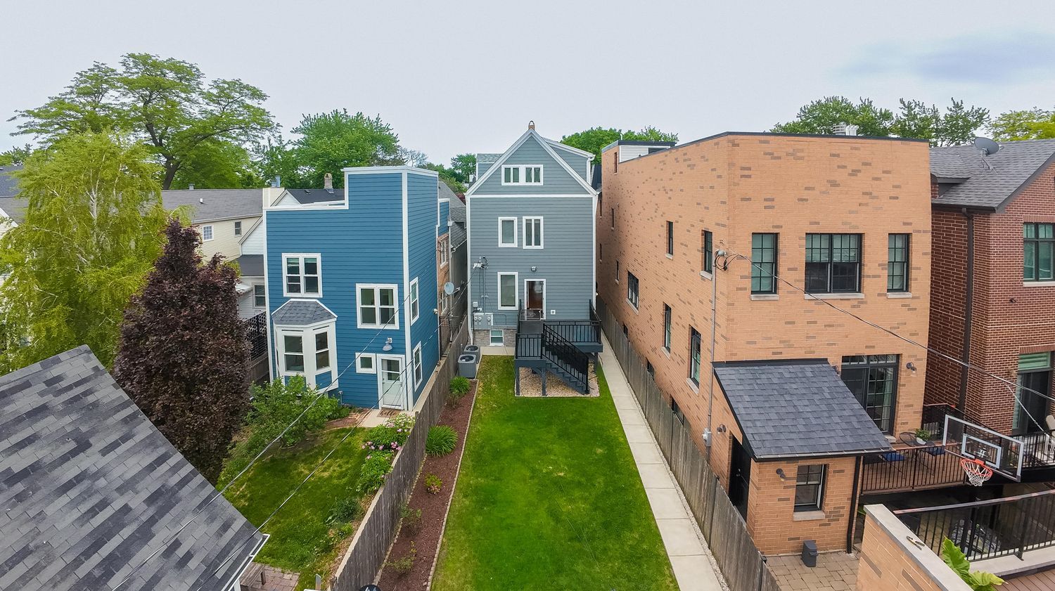 3324 N Hoyne Avenue Unit: 1