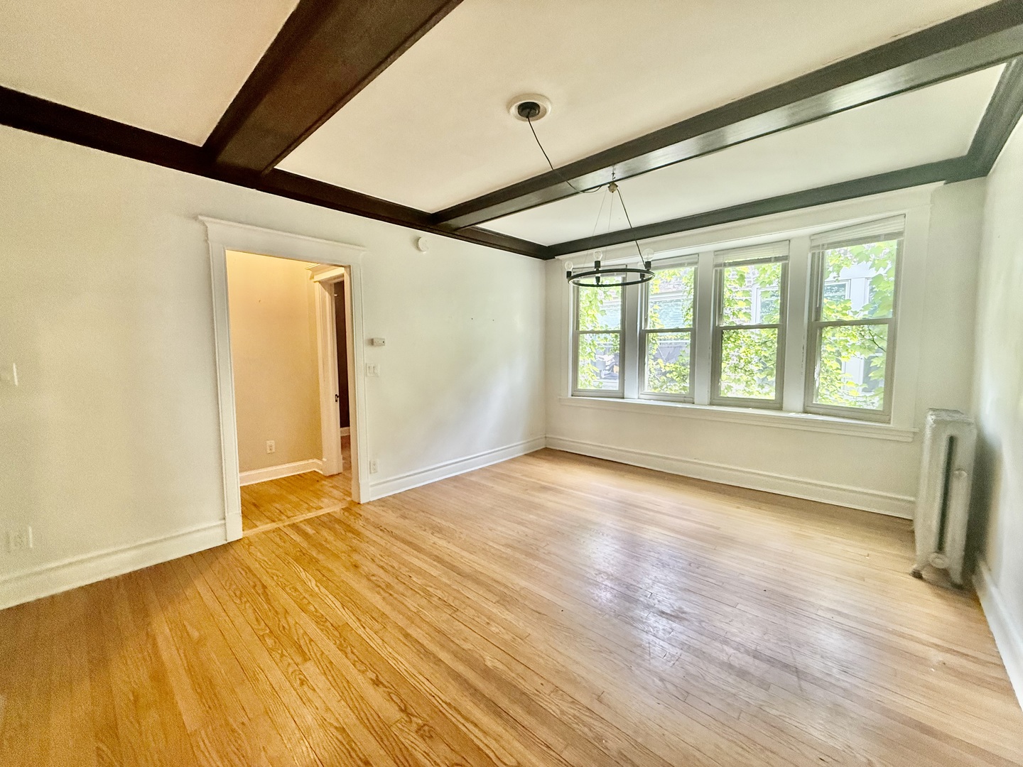 4149 N Sheridan Road Unit: 3