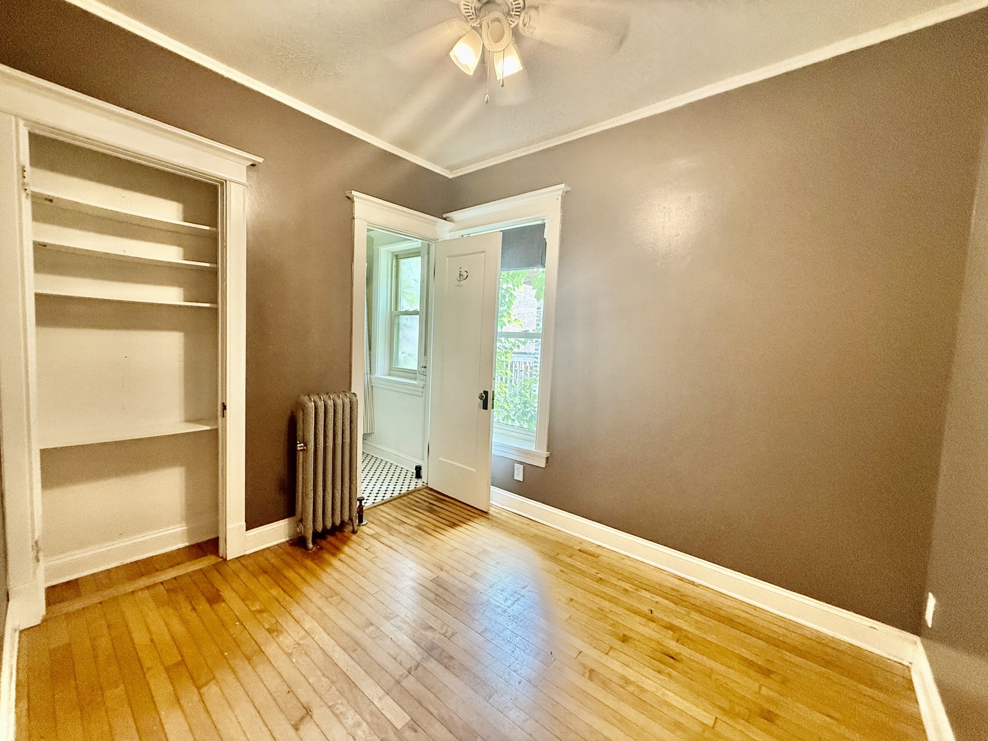 4149 N Sheridan Road Unit: 3
