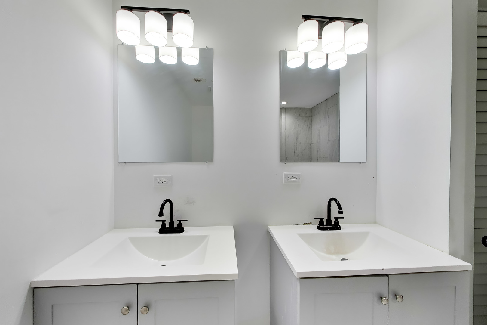 13723 S Springfield Avenue Unit: 1