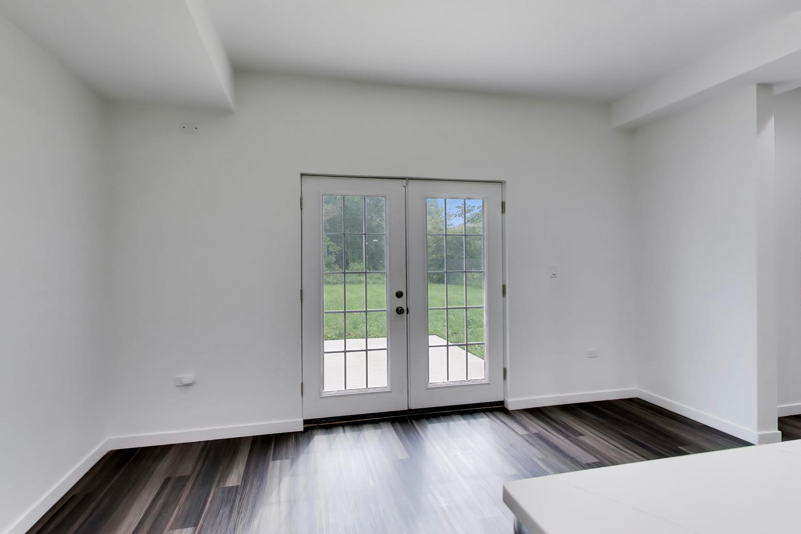 13723 S Springfield Avenue Unit: 1
