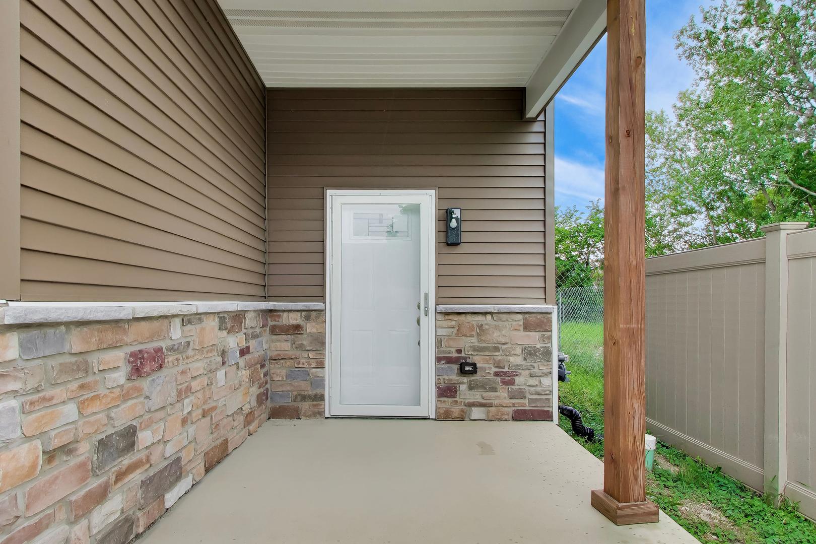 13723 S Springfield Avenue Unit: 1