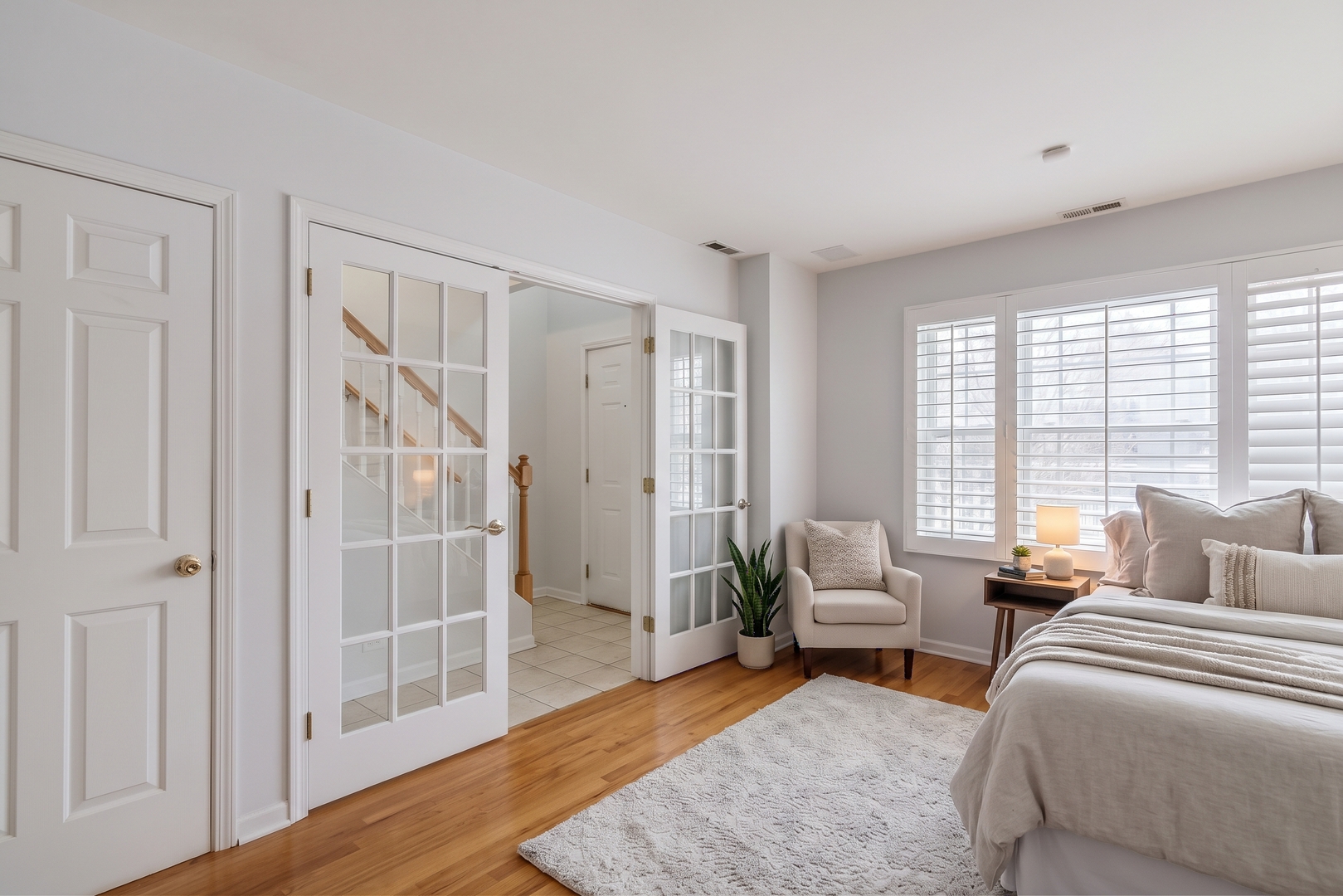 821 N Harlem Avenue
