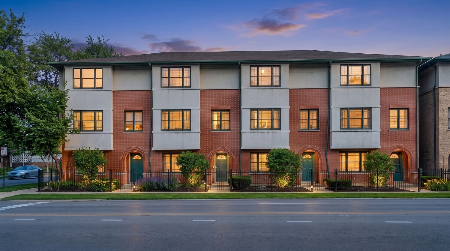 821 N Harlem Avenue