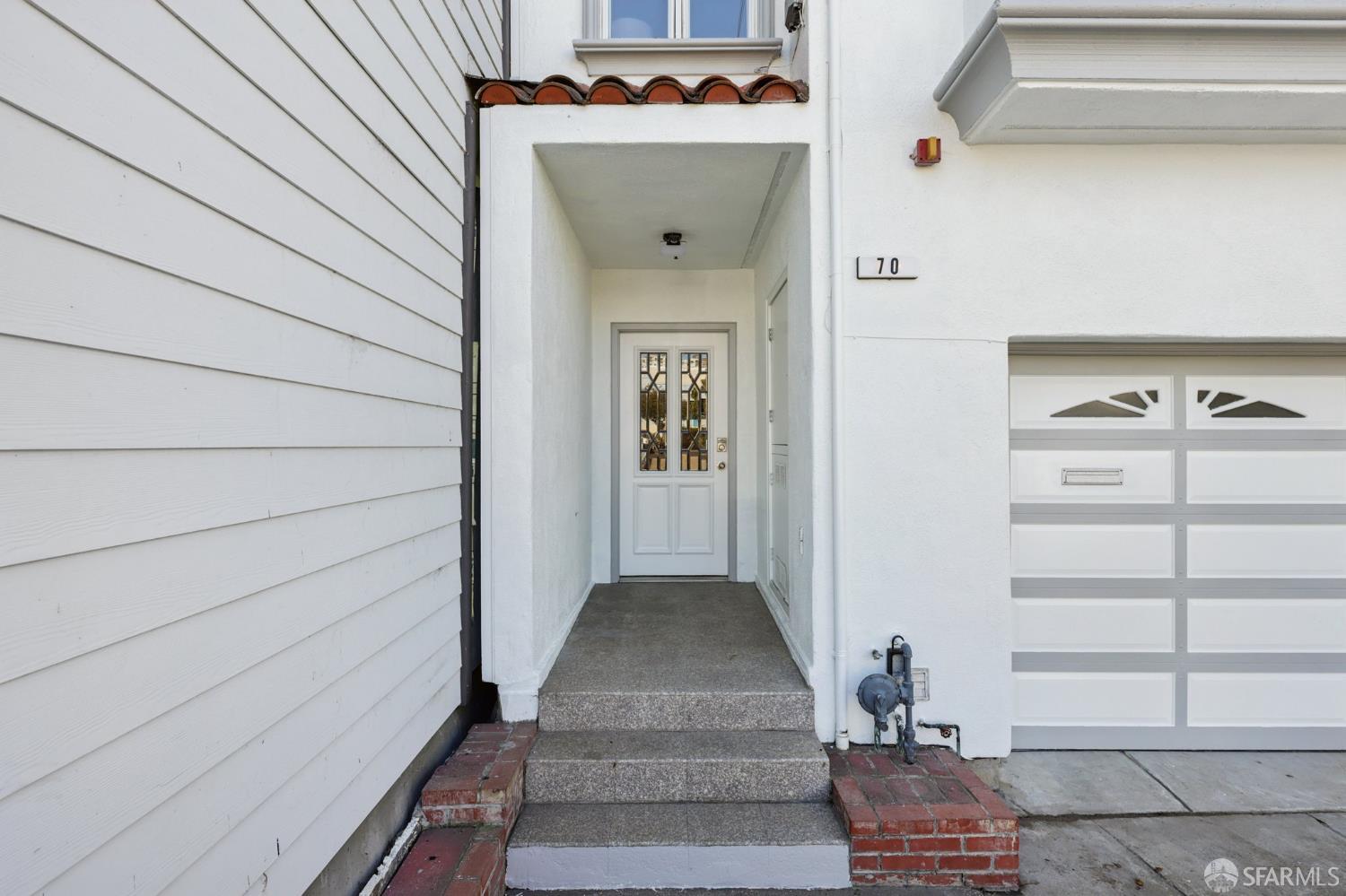 70 Miriam Street