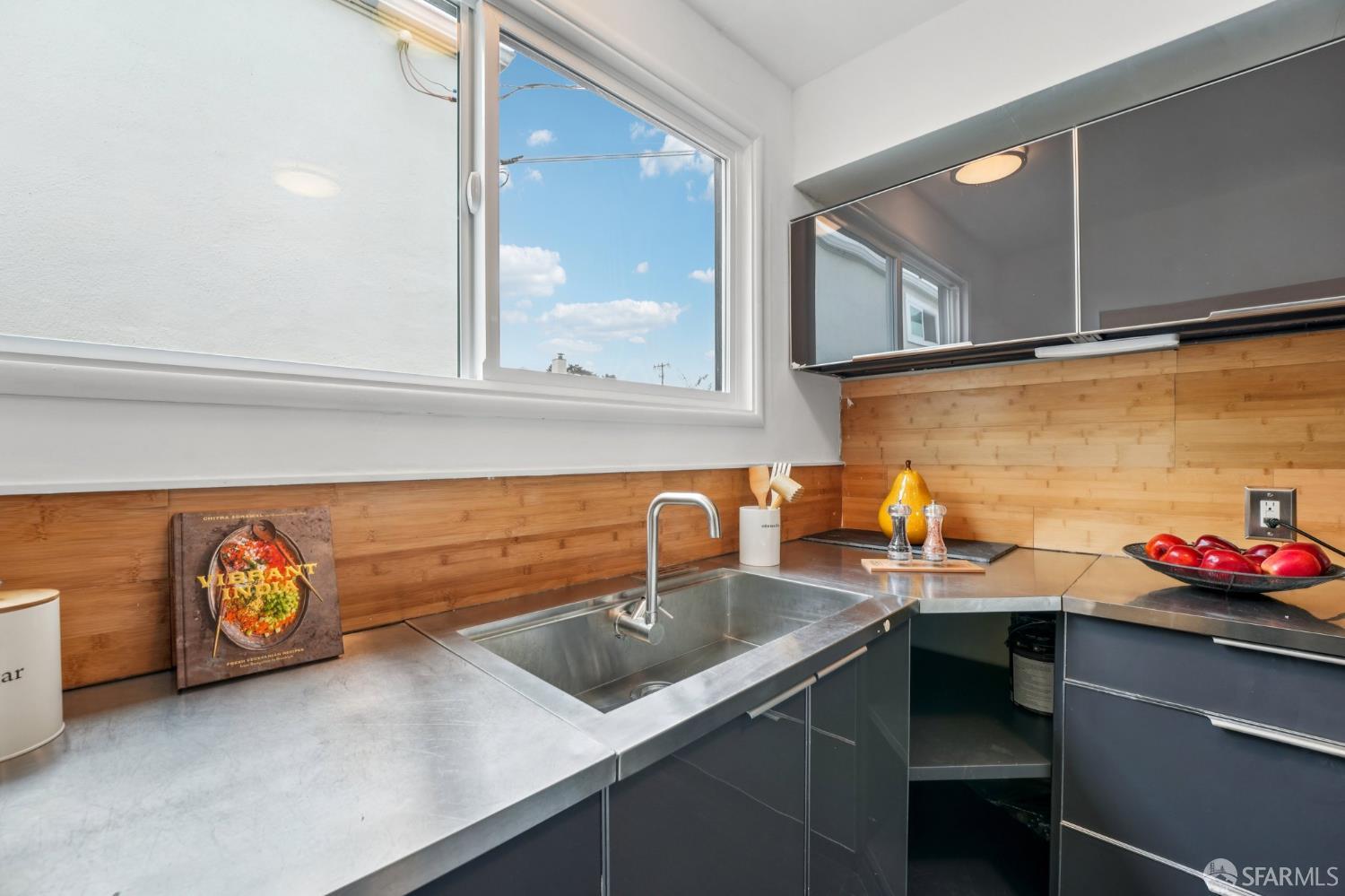 96 Belford Drive, Daly City