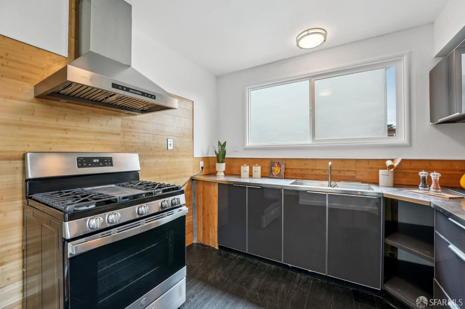 96 Belford Drive, Daly City