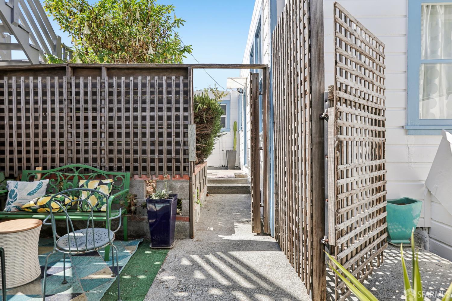 1222 York Street # C