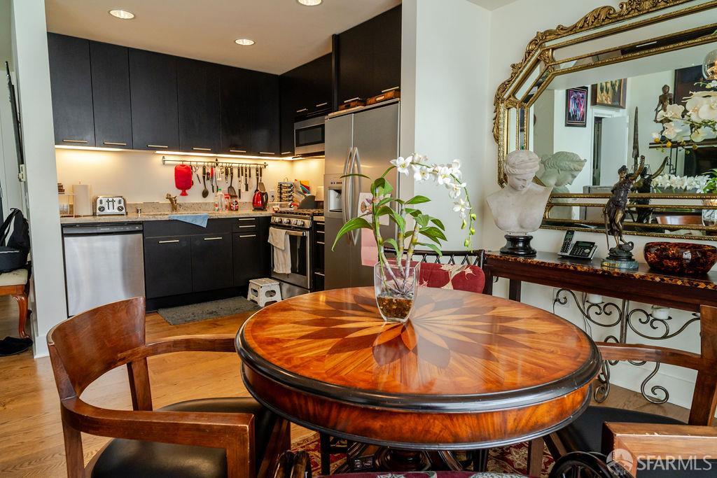 181 Ofarrell Street # 514