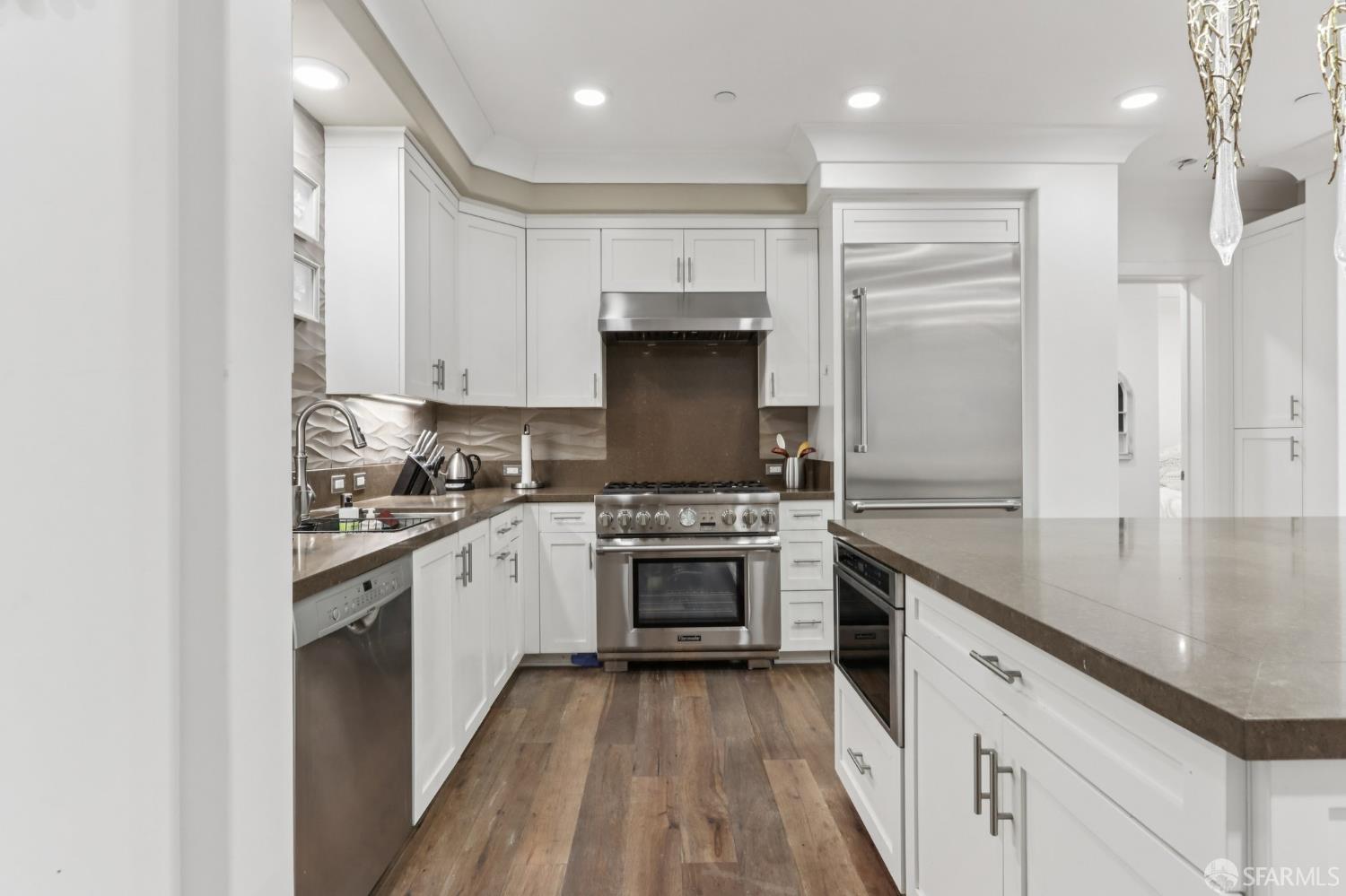 1003 Woodbury Road # 104