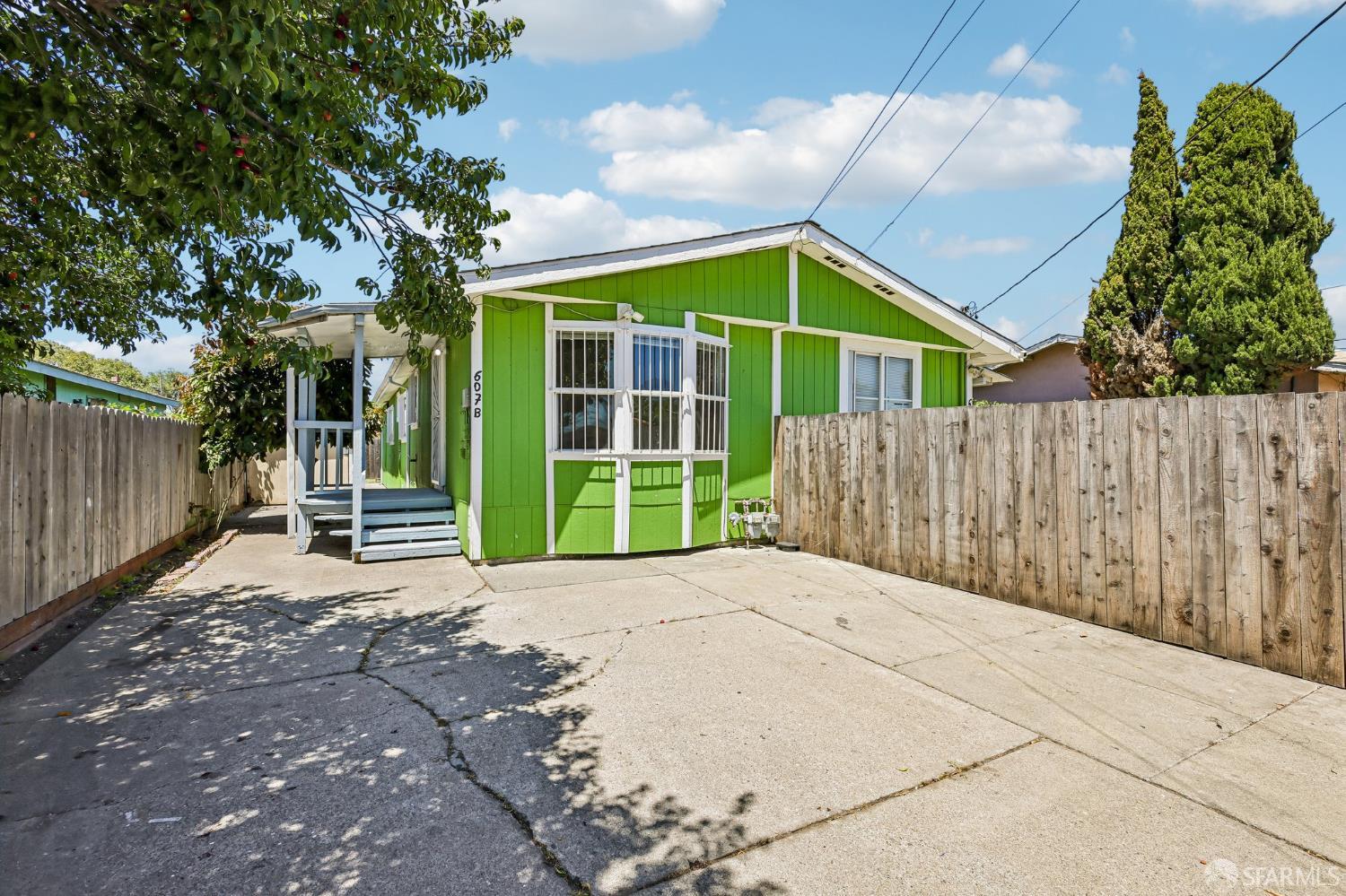 607 Verde Avenue