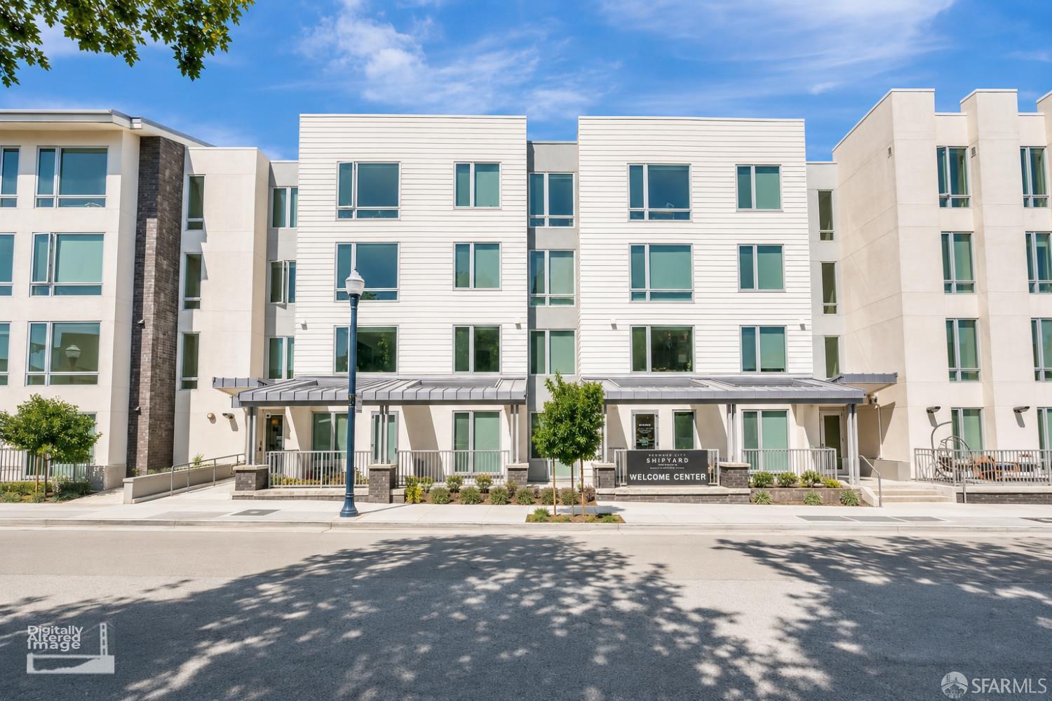 10 Innes Court # 304