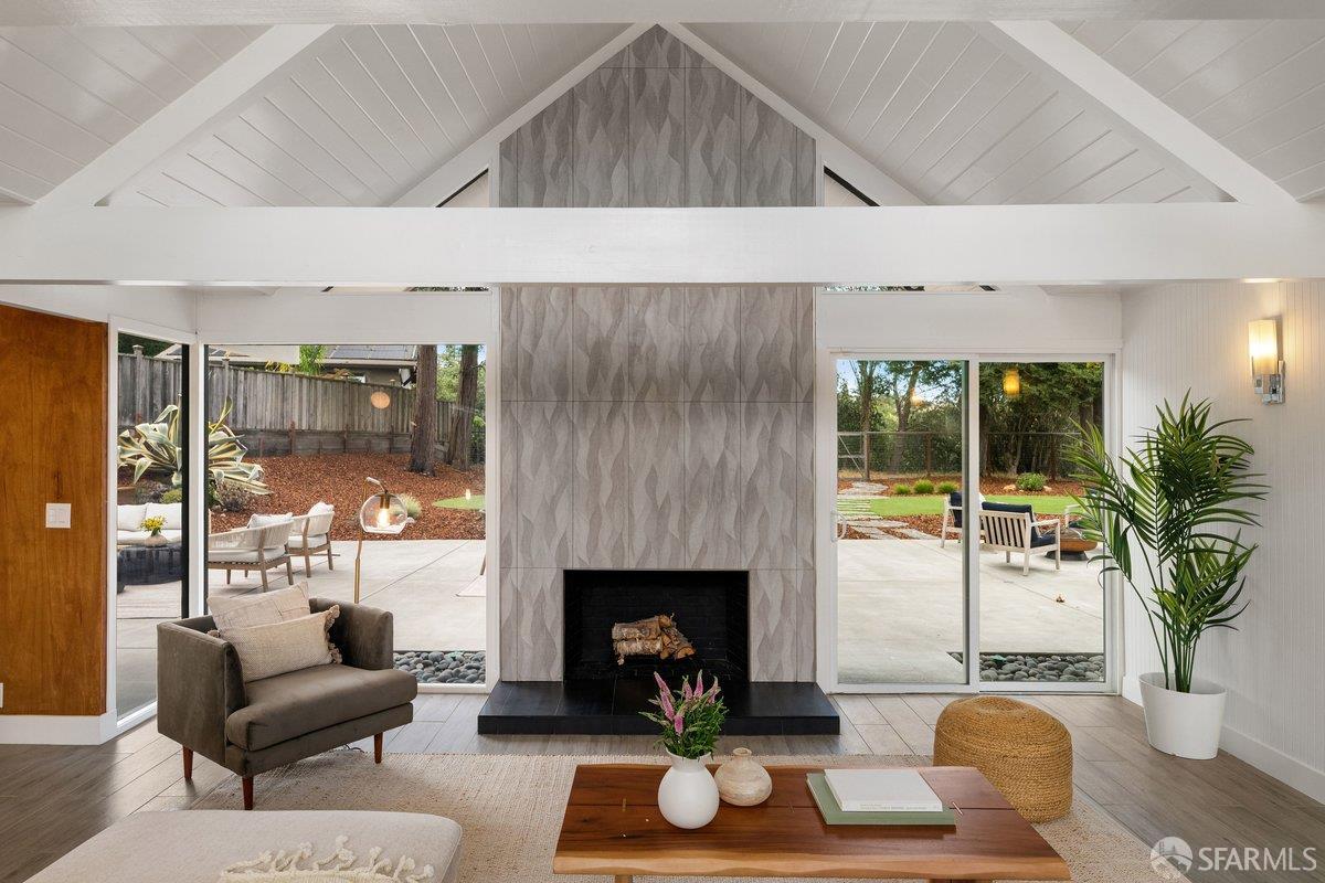 18508 Mountain Lane