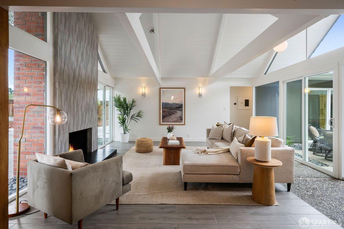 18508 Mountain Lane