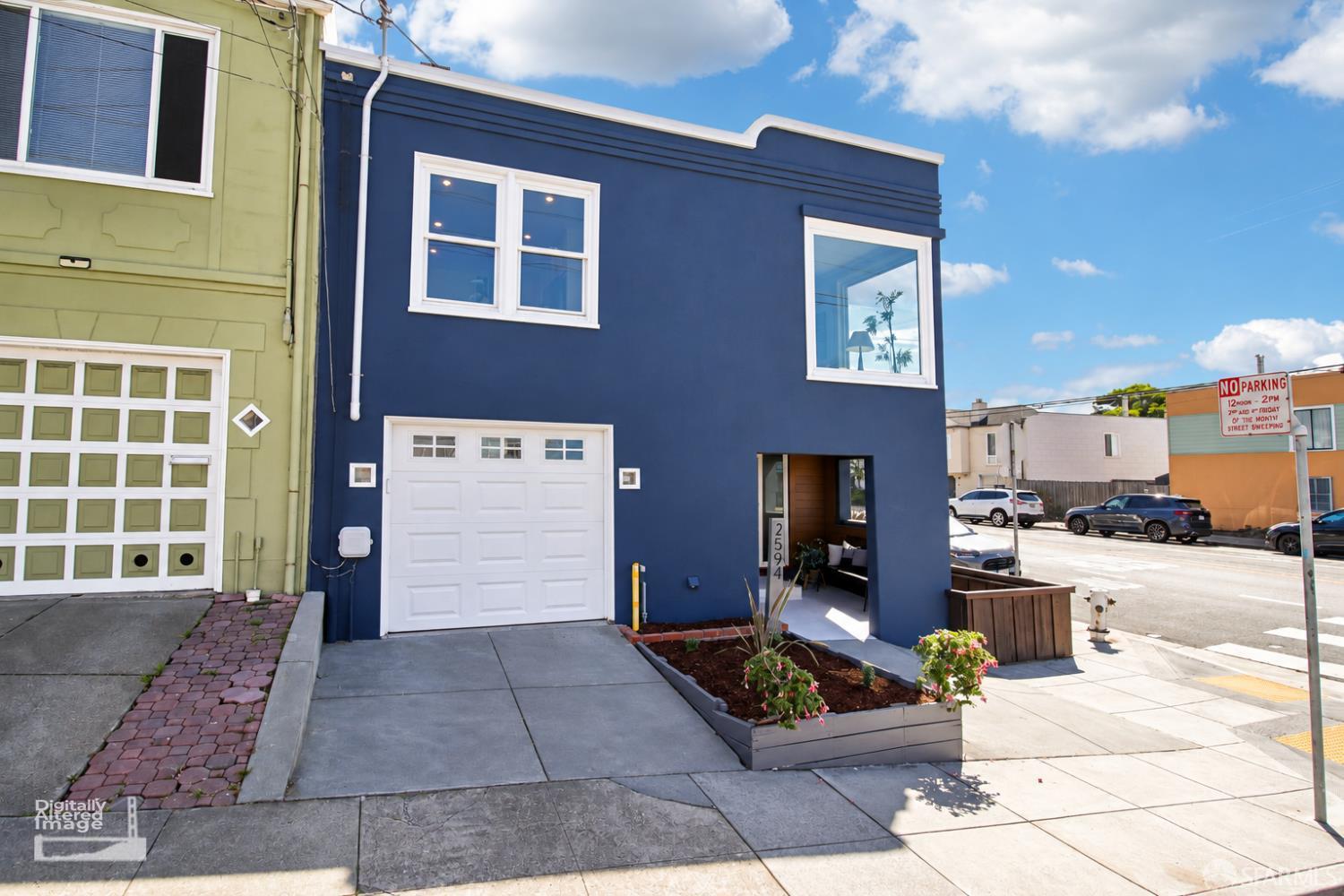 2594 39th Avenue