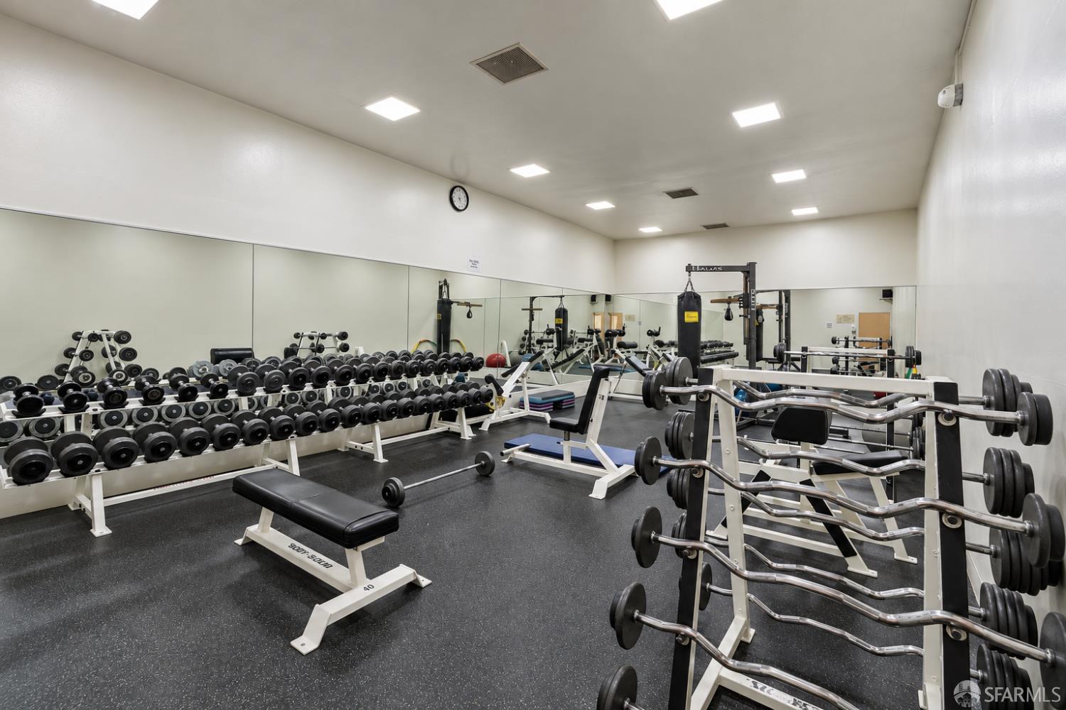 932 Peninsula Avenue # 306