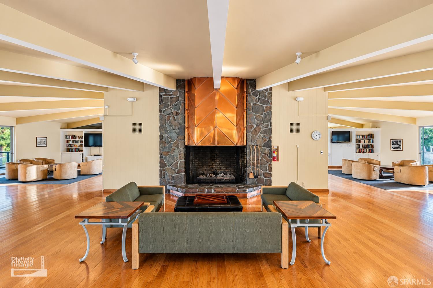 932 Peninsula Avenue # 306