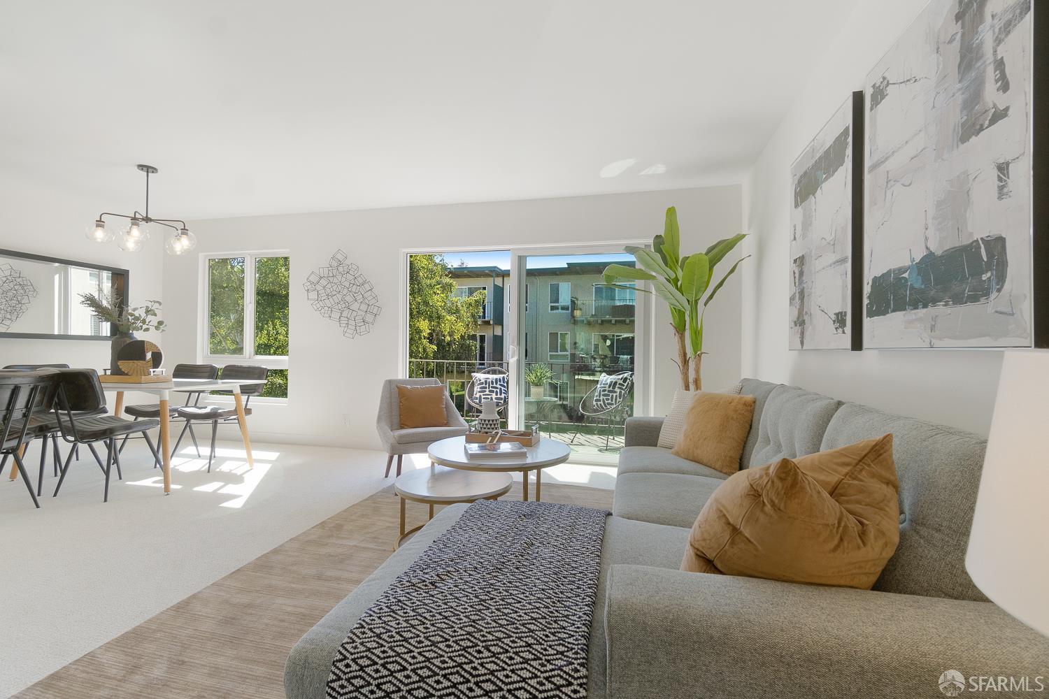 932 Peninsula Avenue # 306
