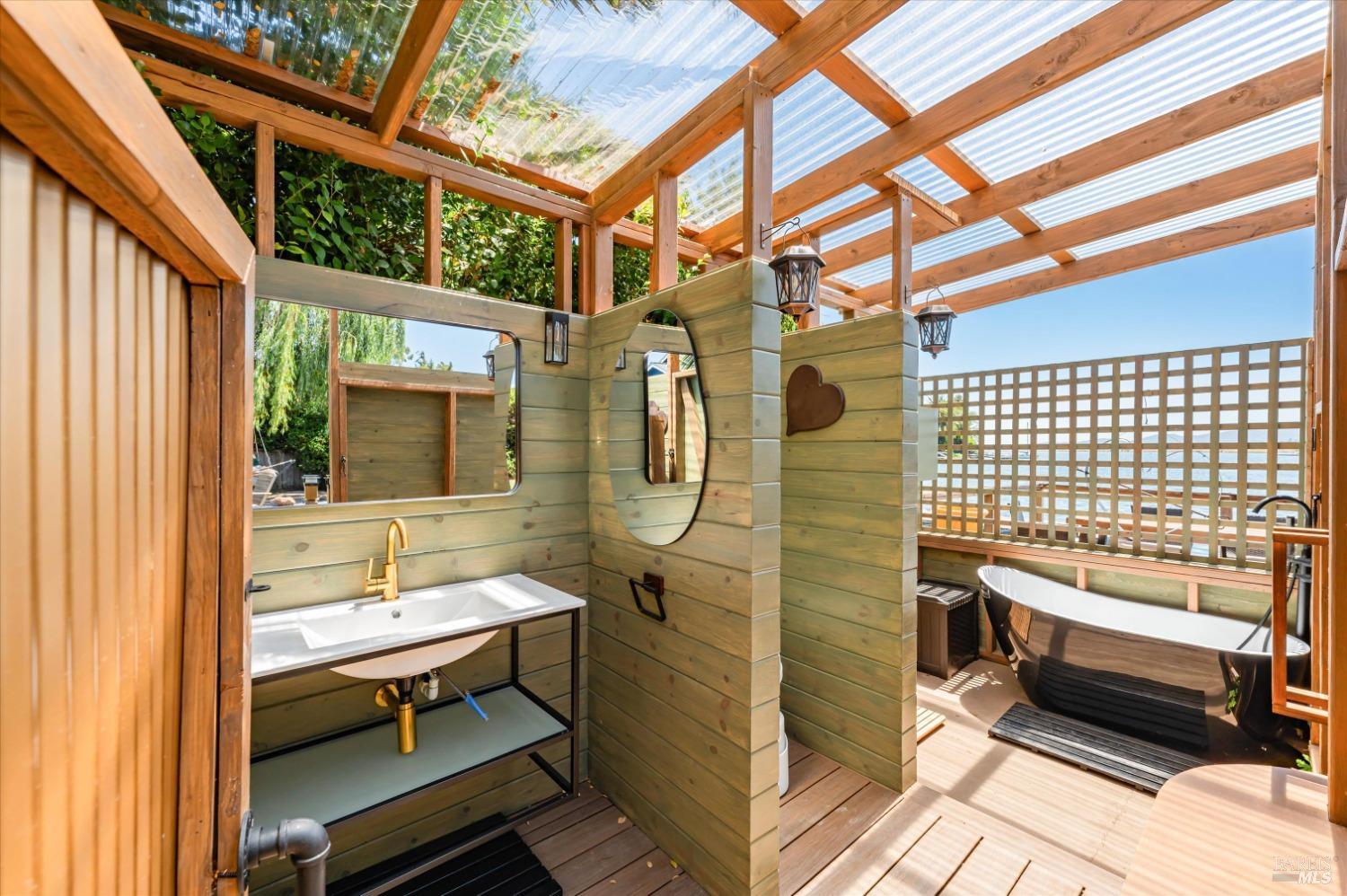 980 Bel Marin Keys Blvd