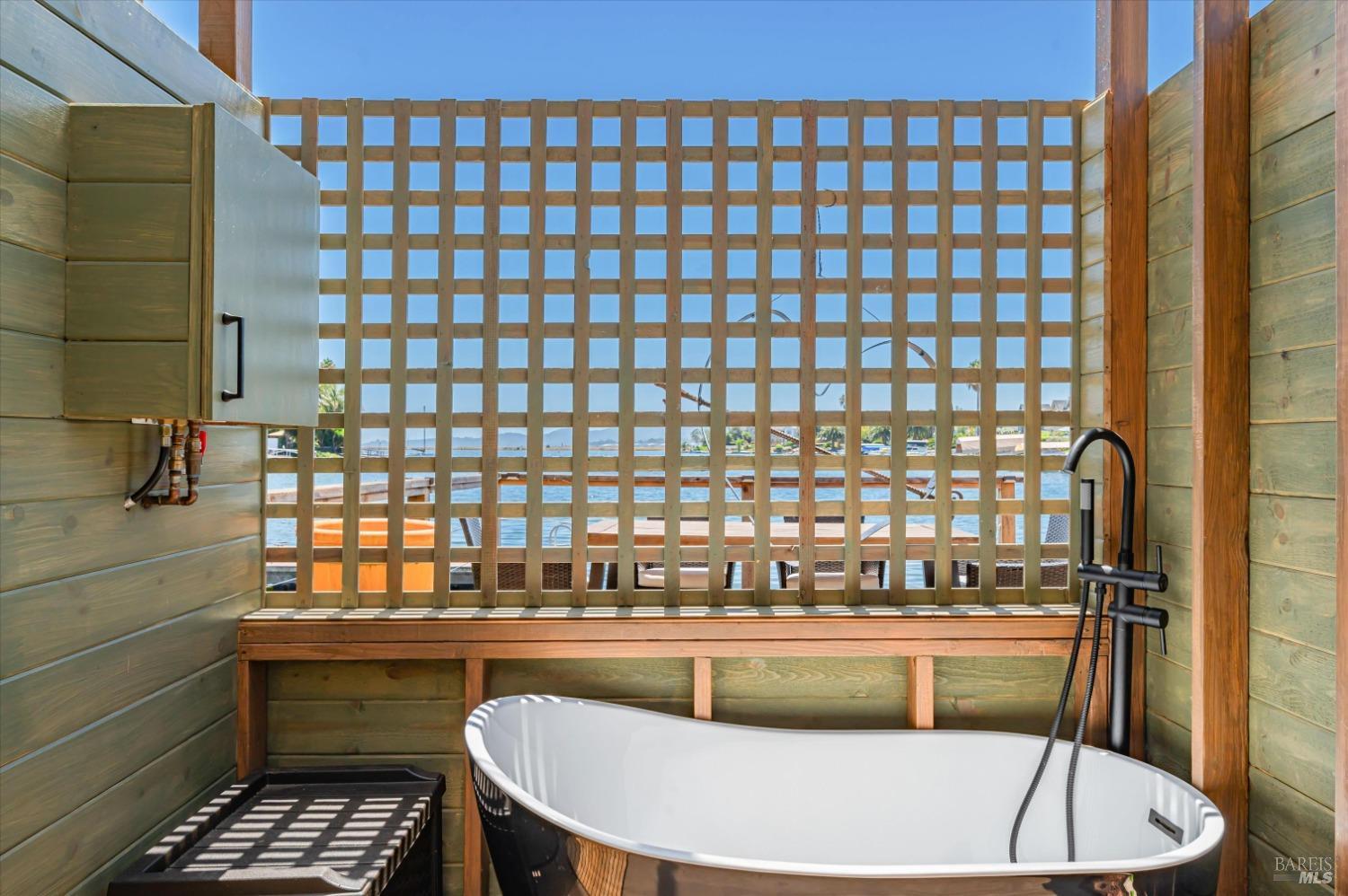 980 Bel Marin Keys Blvd