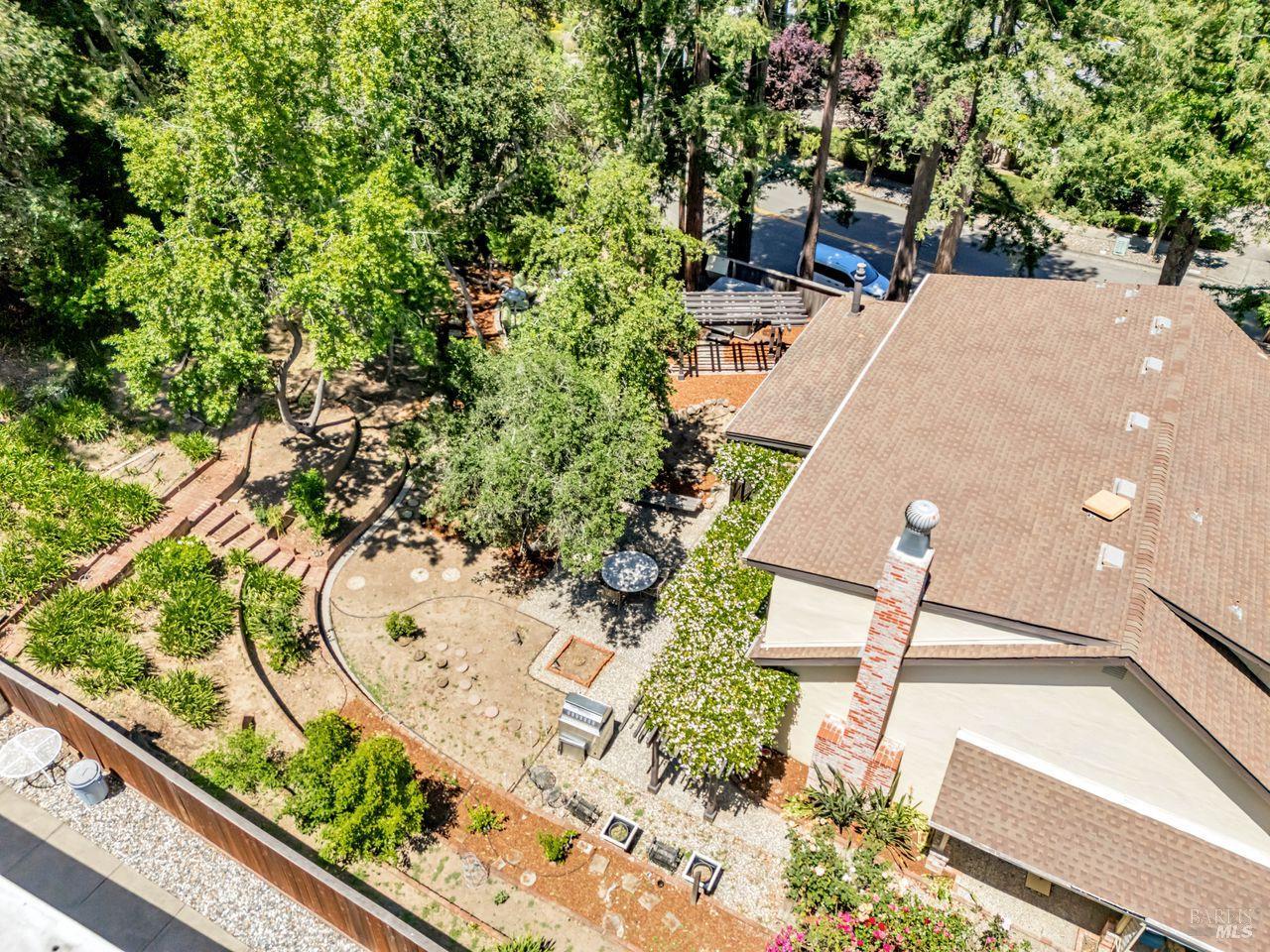 10 Pebble Beach Dr