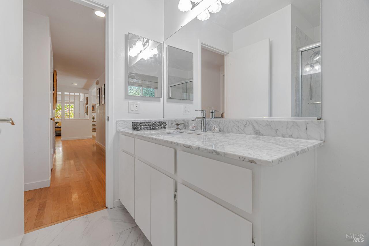 10 Pebble Beach Dr