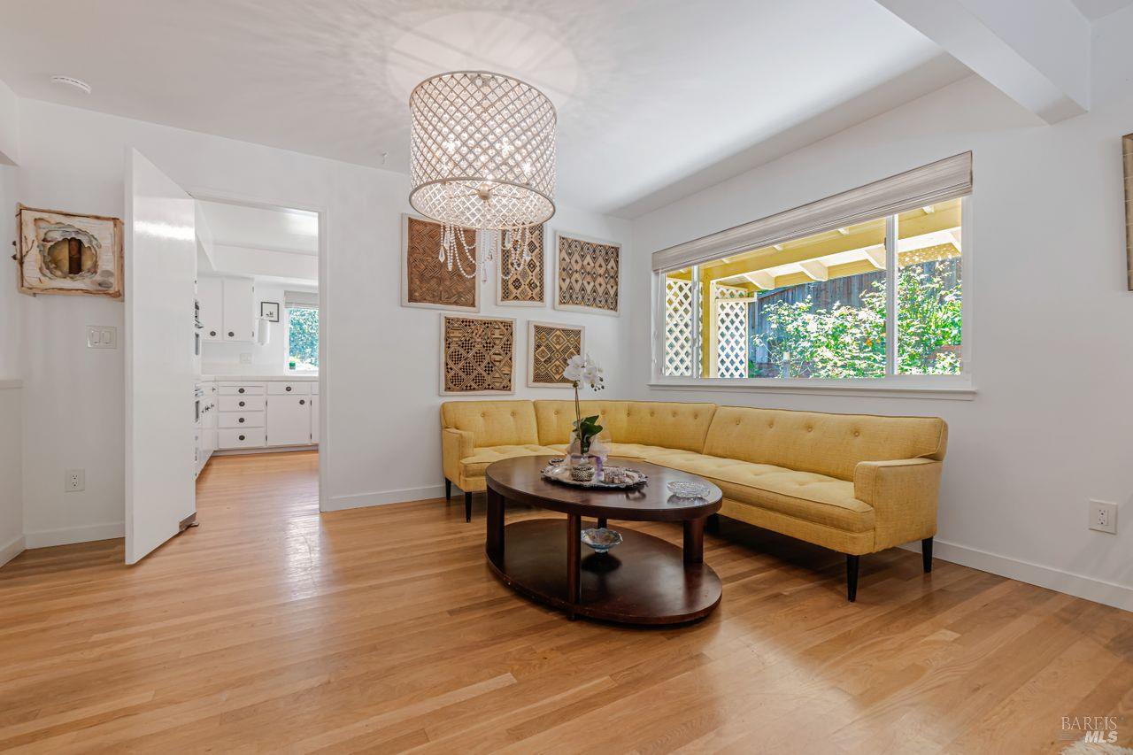 10 Pebble Beach Dr