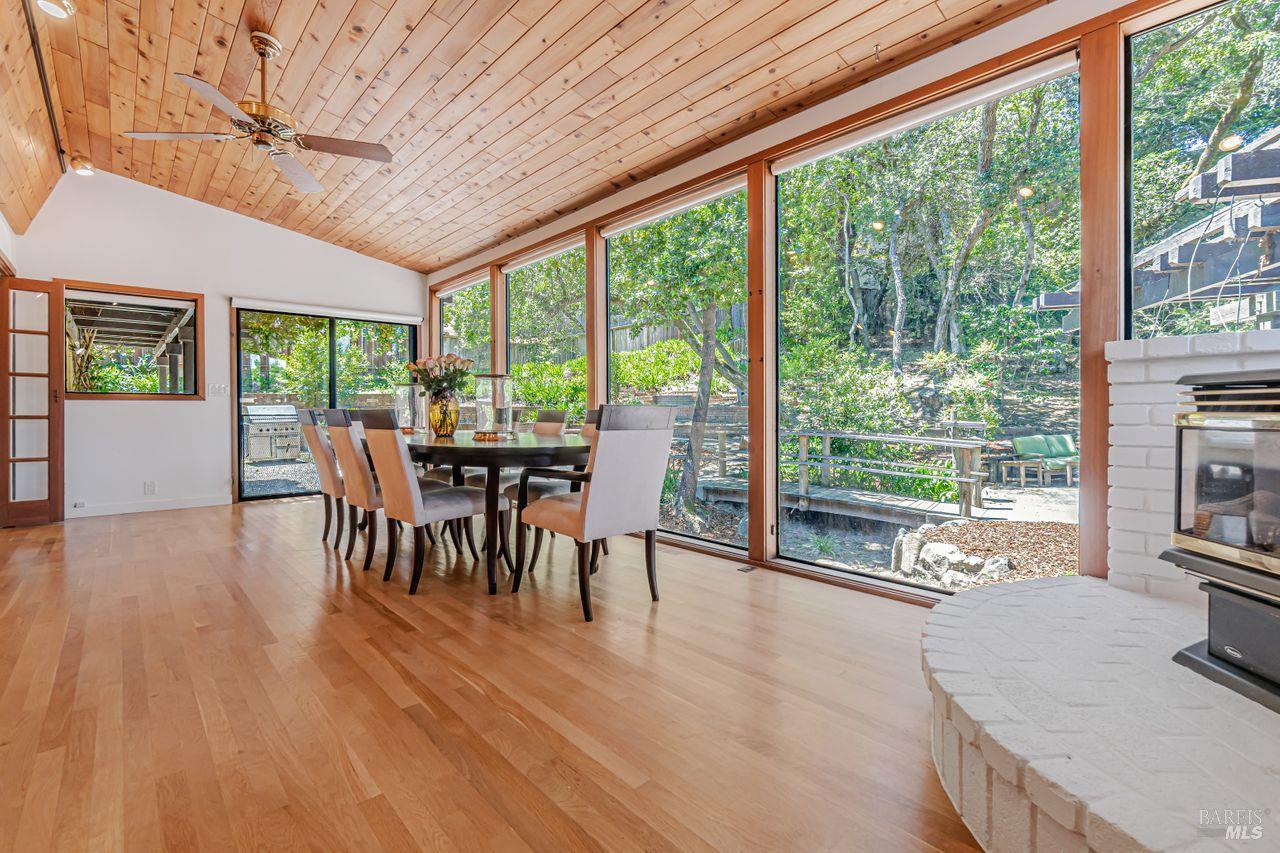 10 Pebble Beach Dr