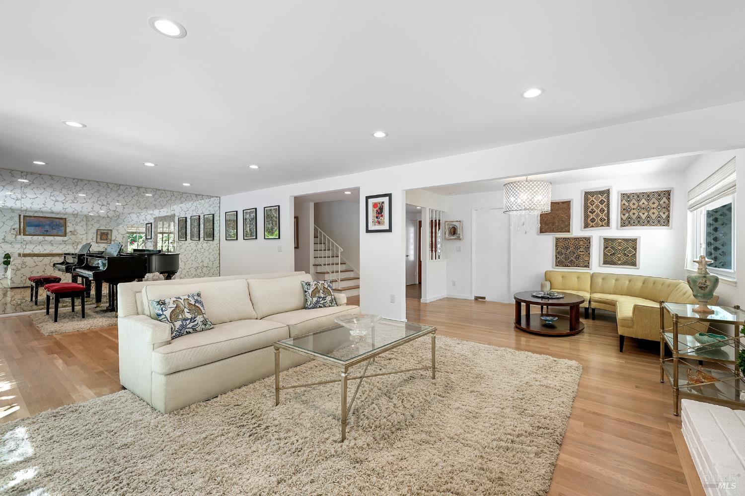 10 Pebble Beach Dr