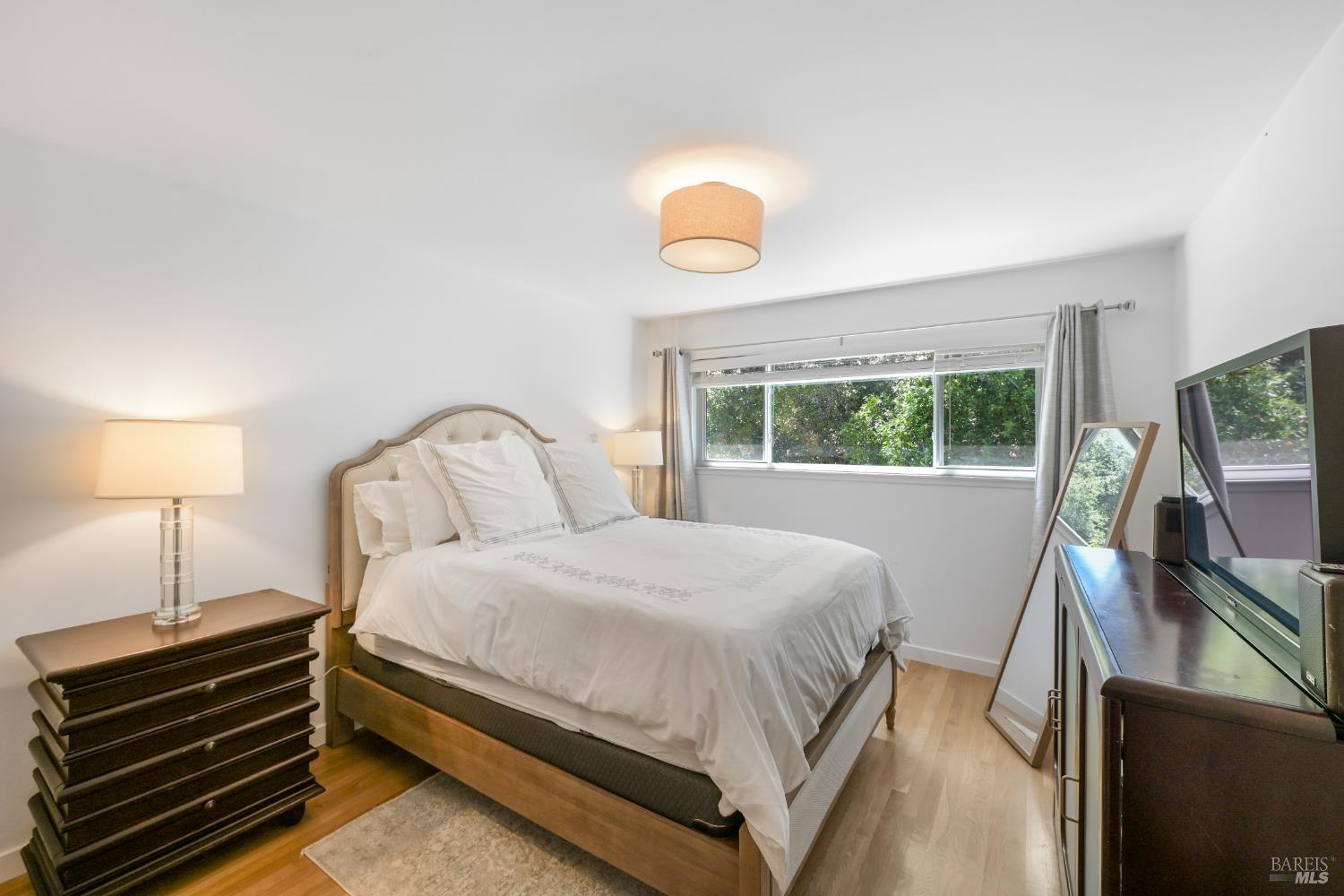 10 Pebble Beach Dr