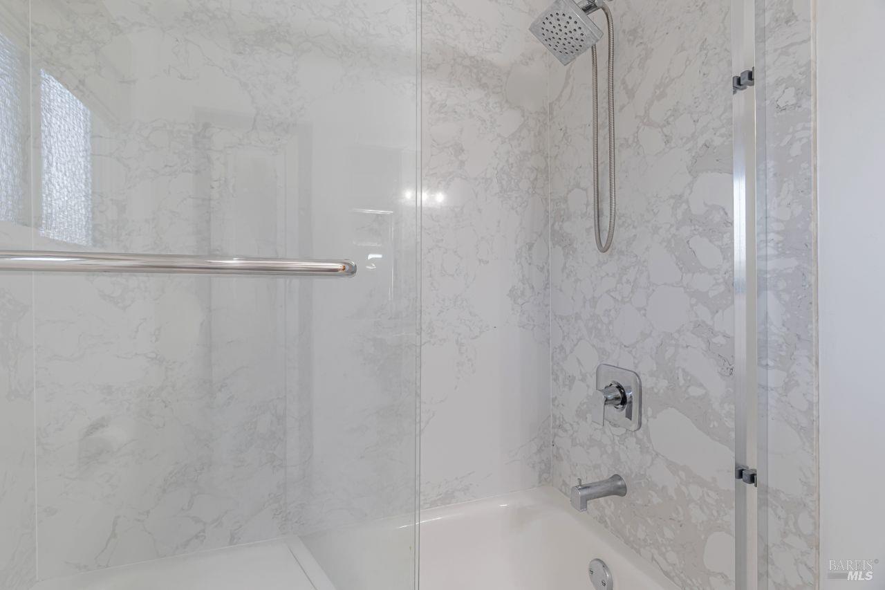 10 Pebble Beach Dr