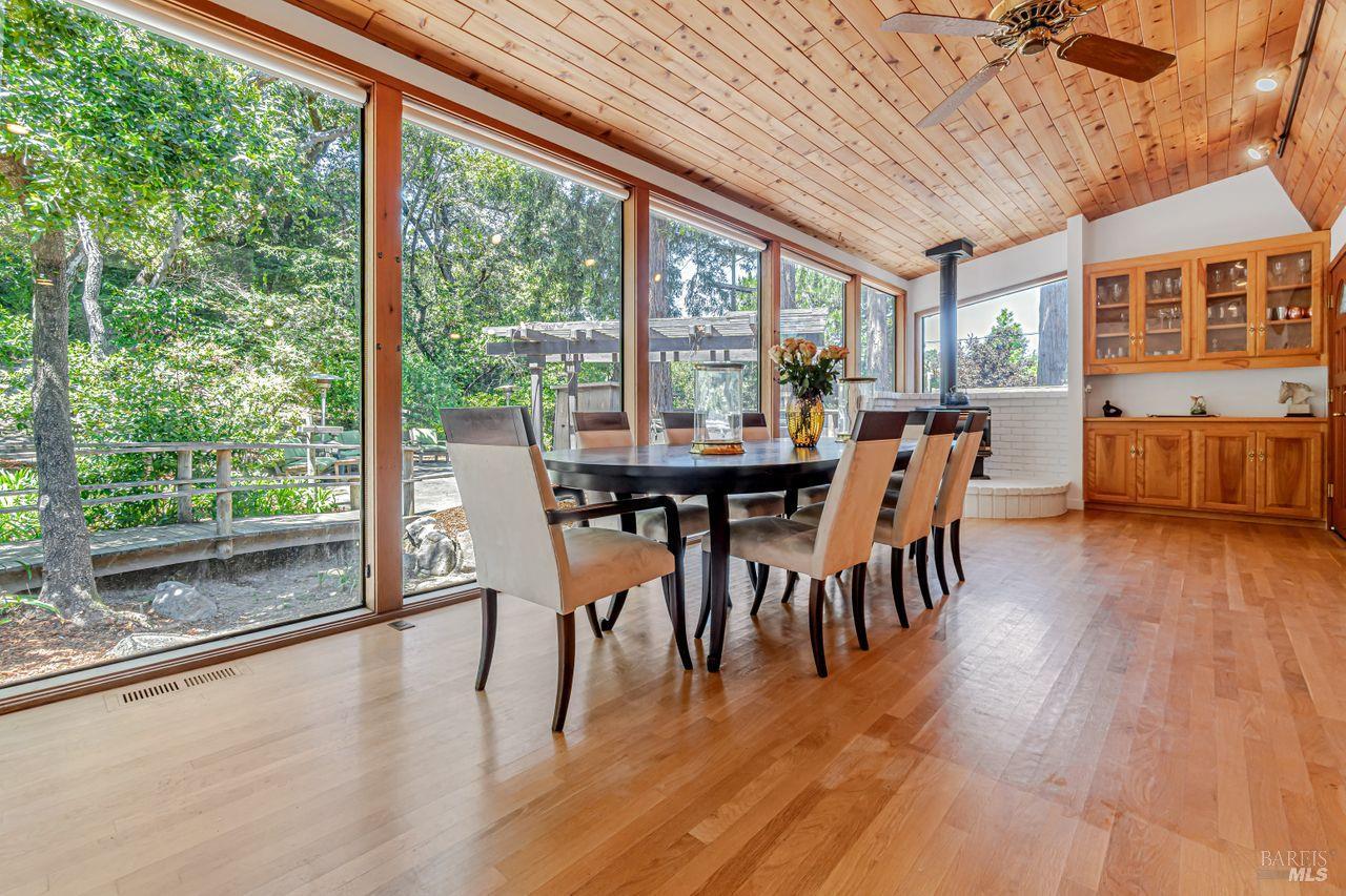 10 Pebble Beach Dr