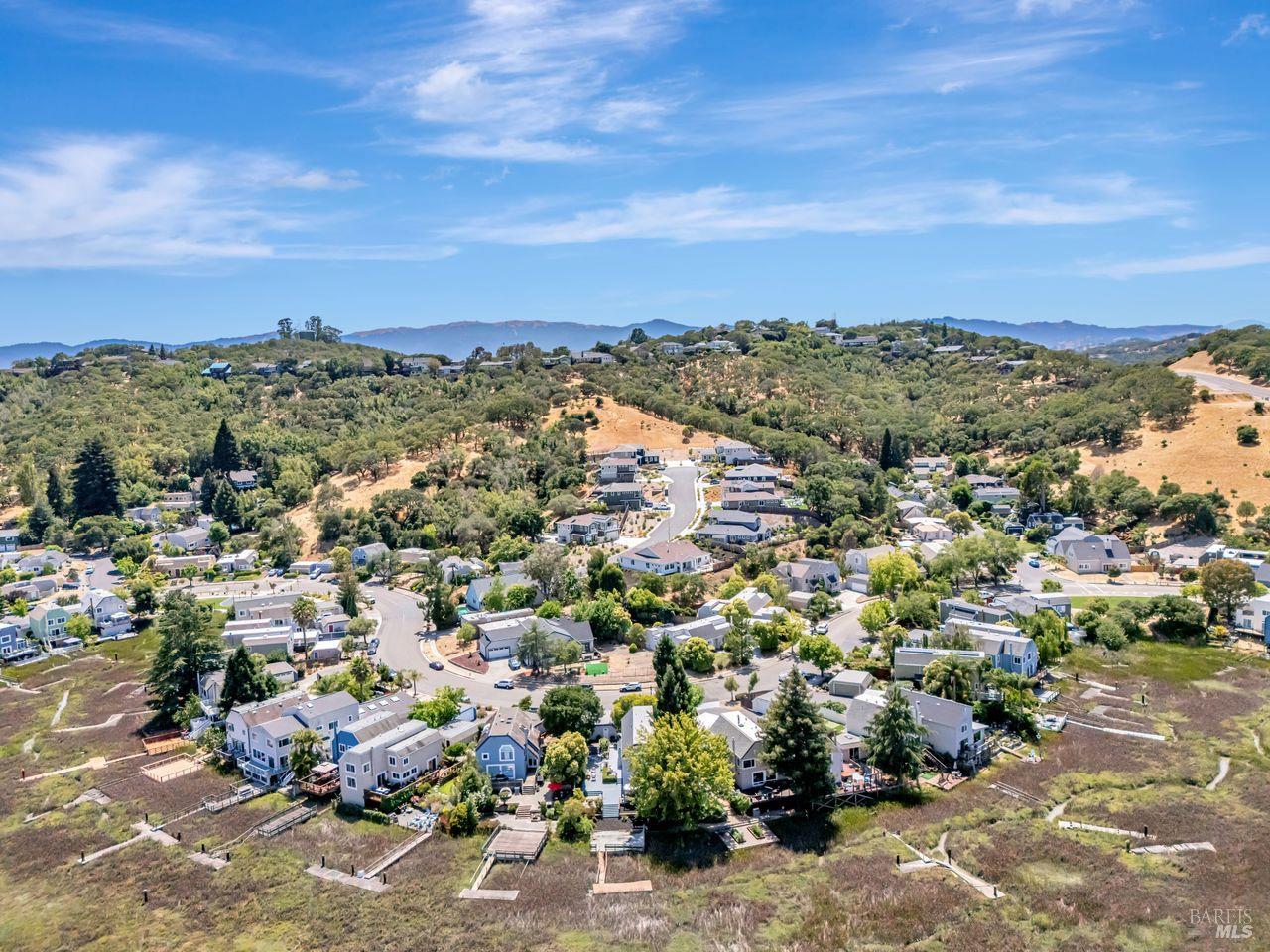 2541 Topaz Dr