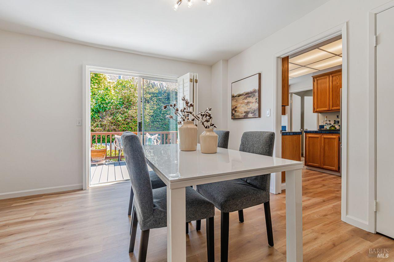 2541 Topaz Dr