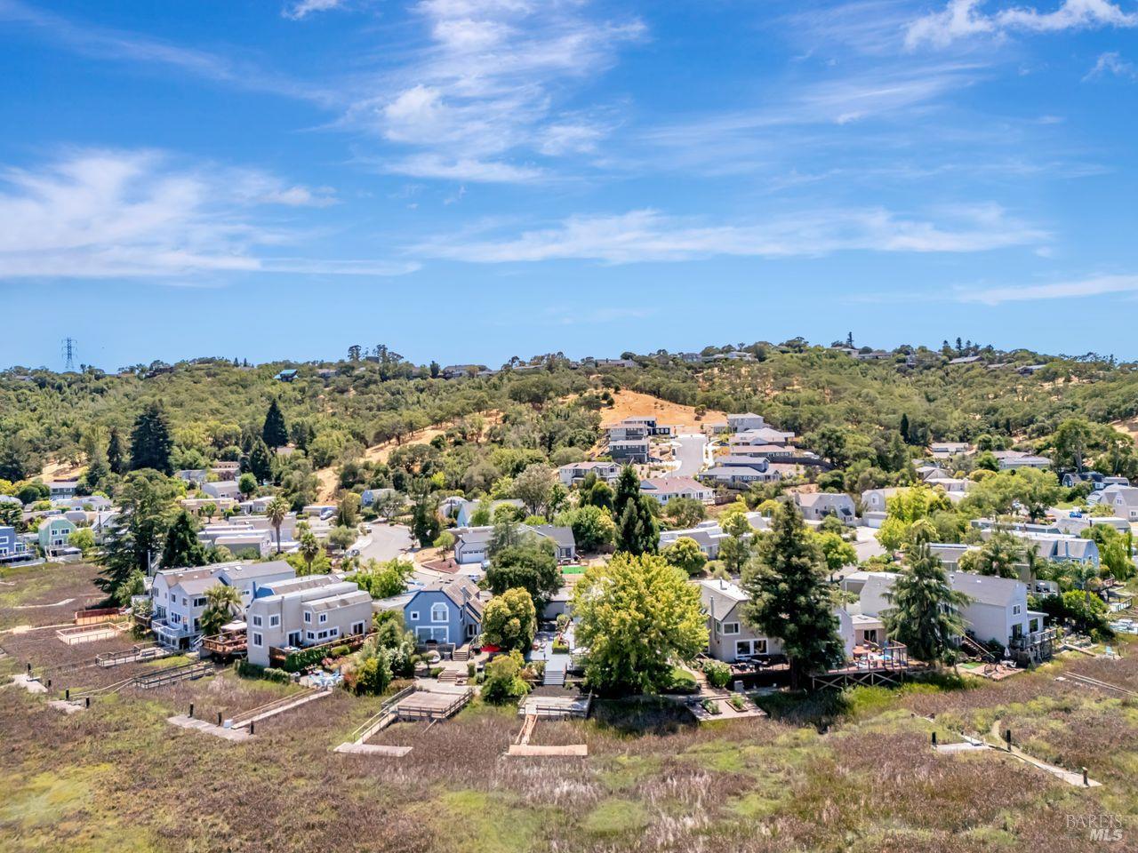 2541 Topaz Dr