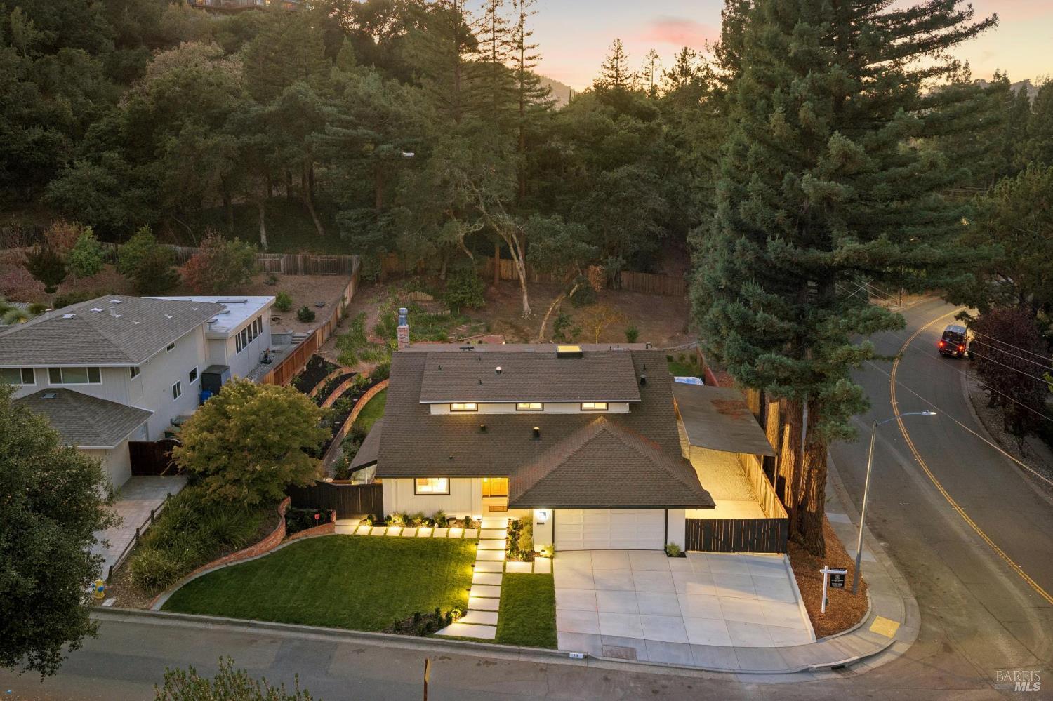 10 Pebble Beach Drive
