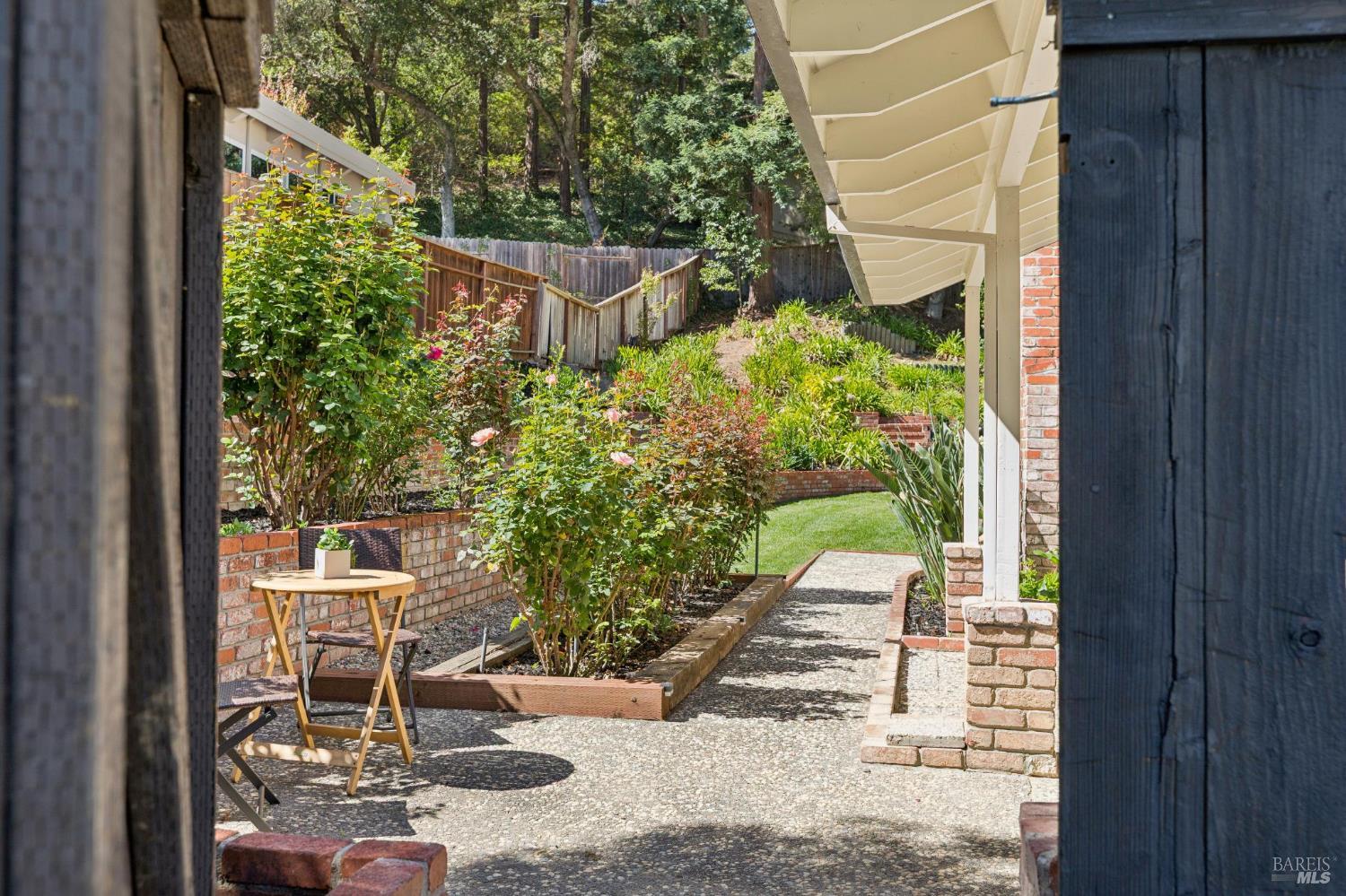 10 Pebble Beach Drive