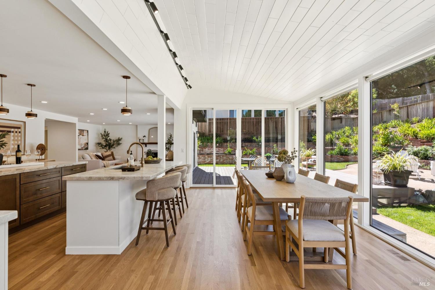 10 Pebble Beach Drive