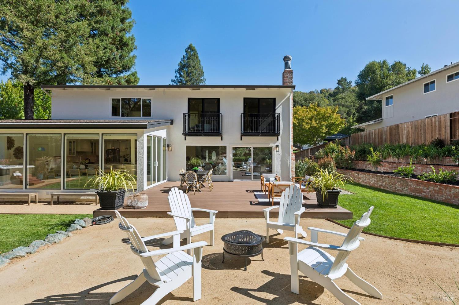 10 Pebble Beach Drive