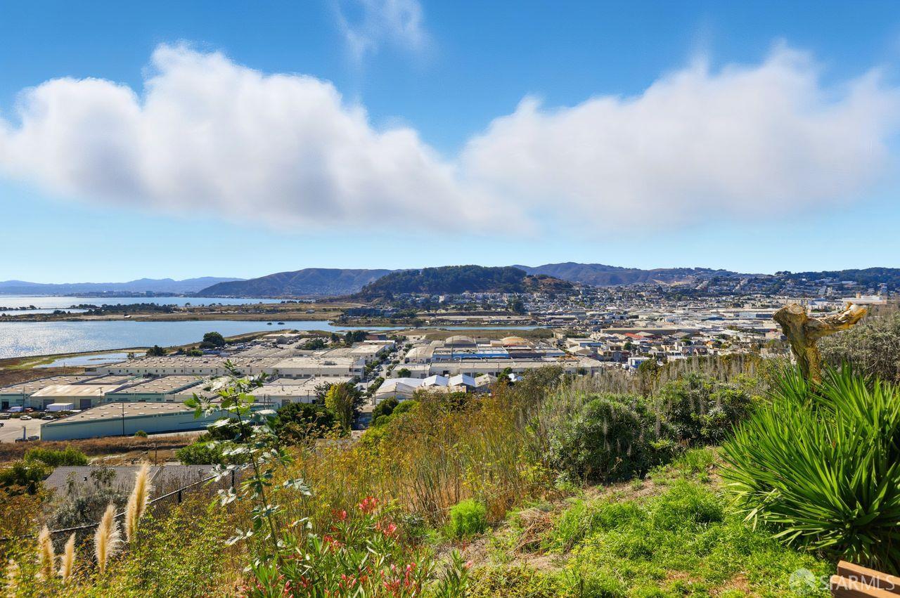 59 Kiska Rd