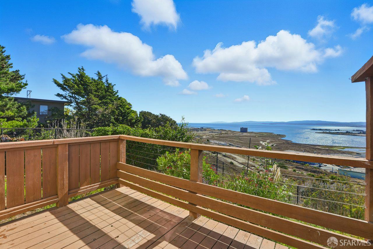 59 Kiska Rd
