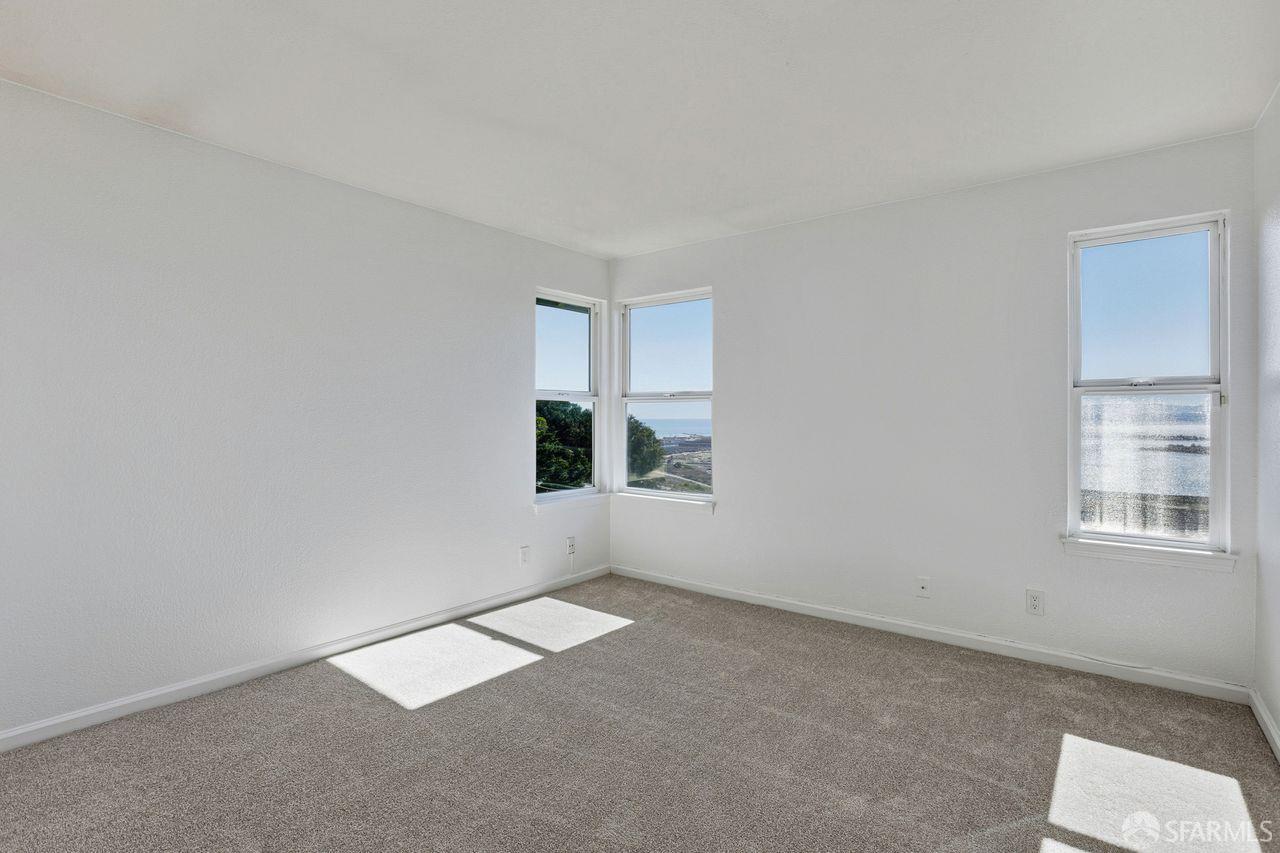 59 Kiska Rd